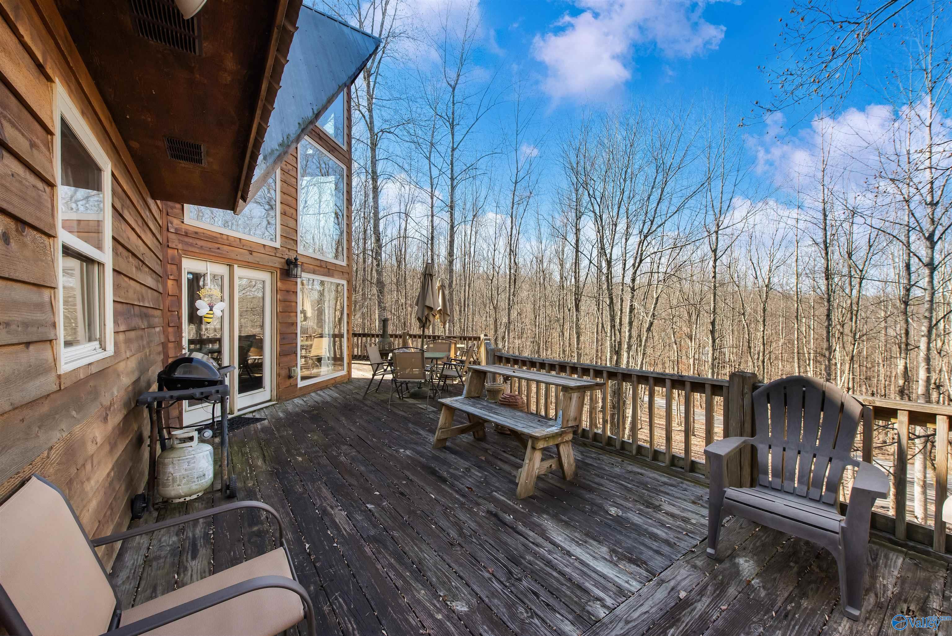 2462 County Road 166