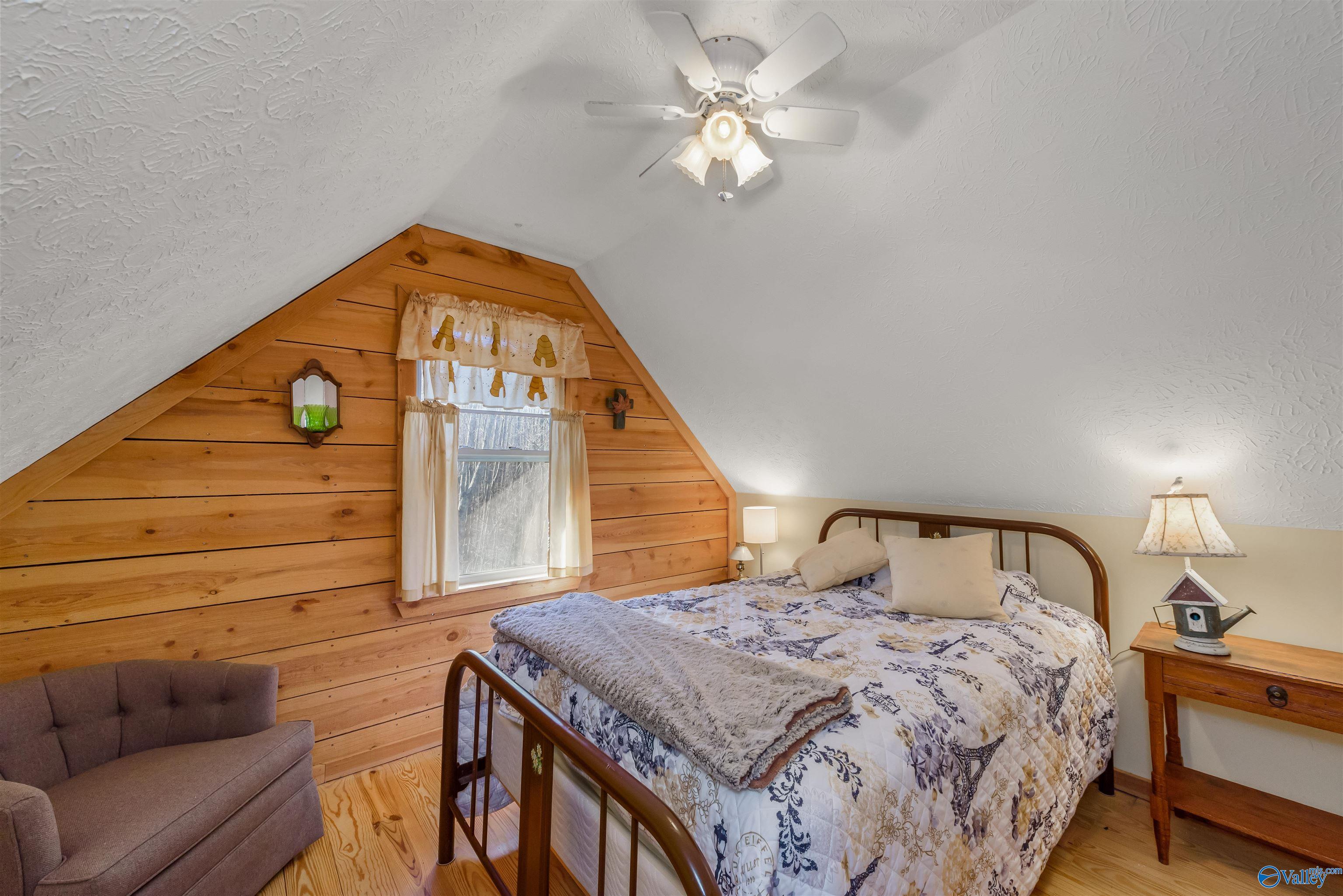 2462 County Road 166