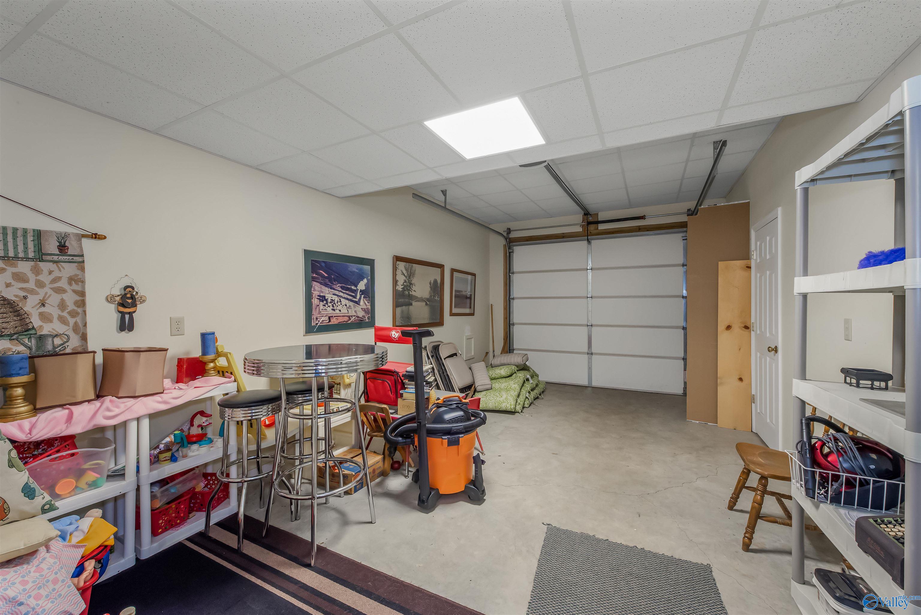 2462 County Road 166