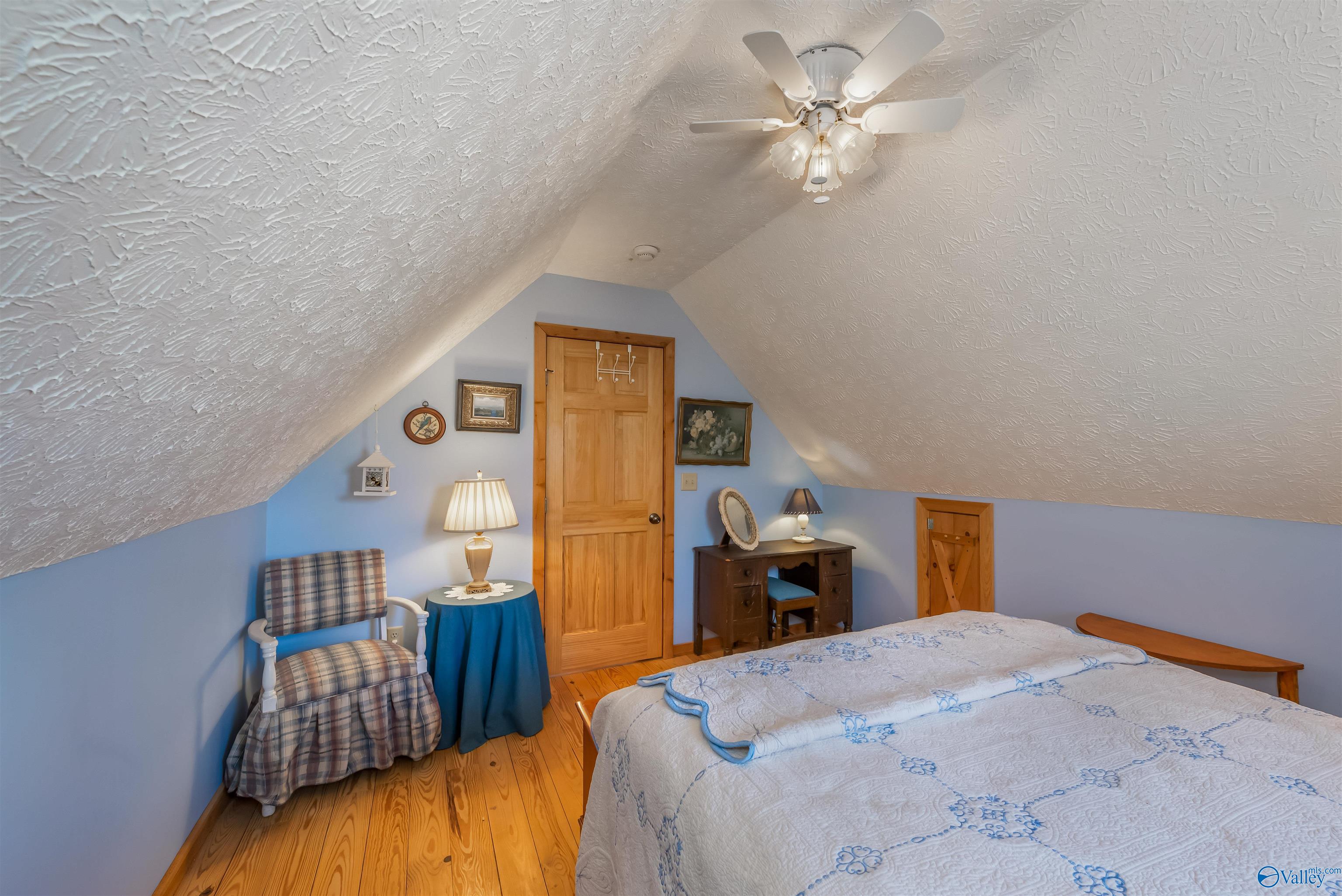 2462 County Road 166