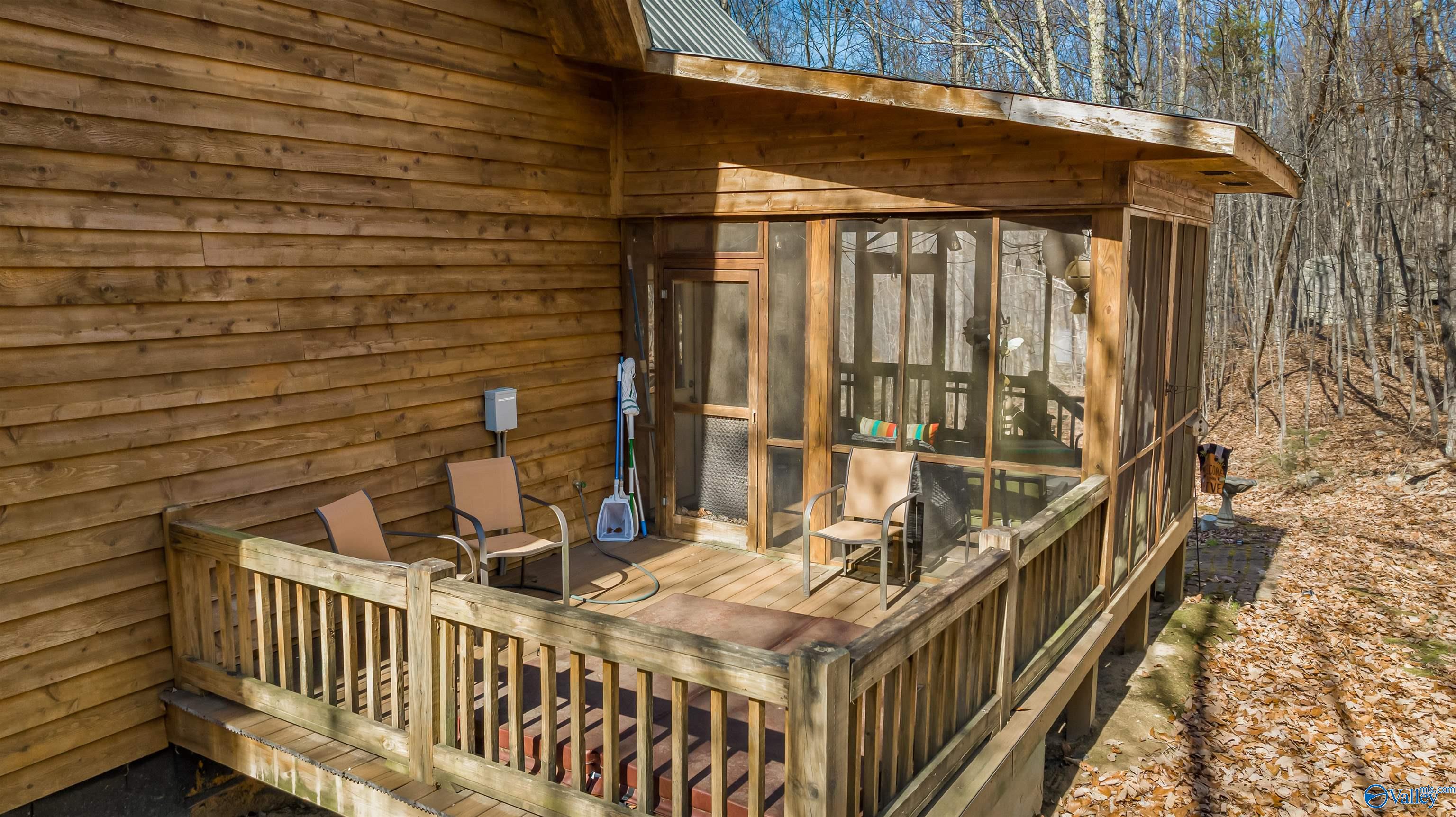 2462 County Road 166