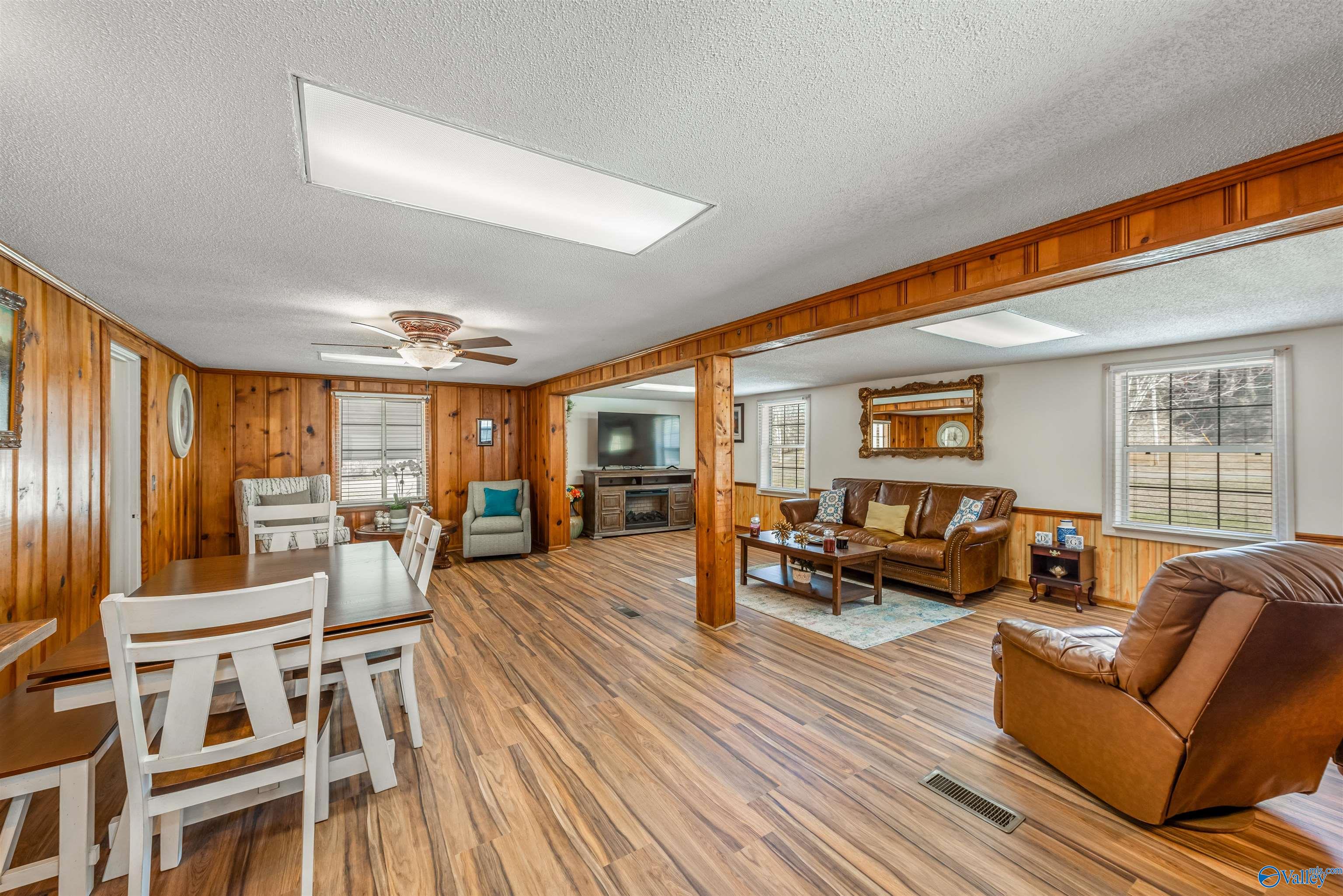 1431 County Road 835