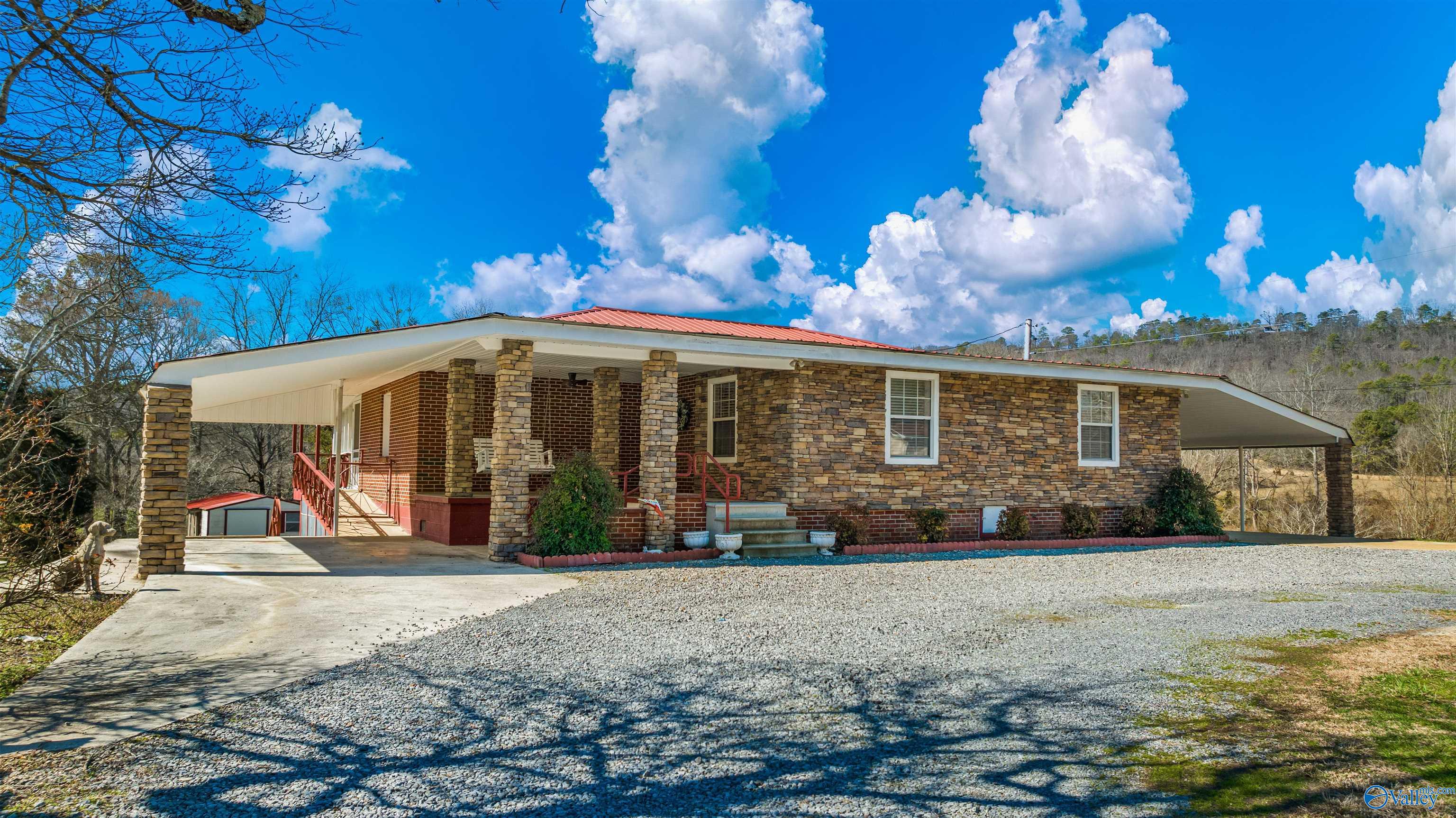 1431 County Road 835