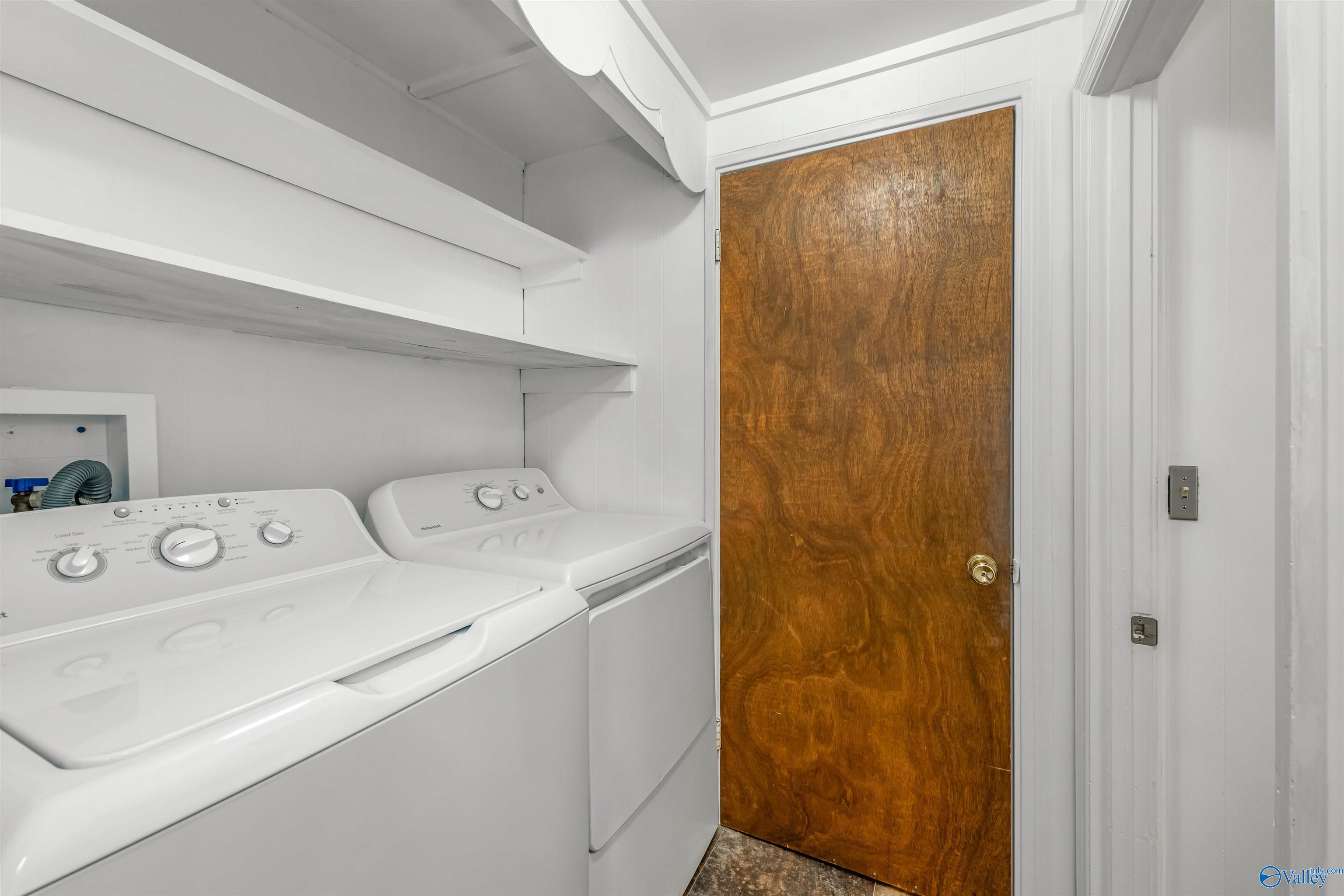 1431 County Road 835