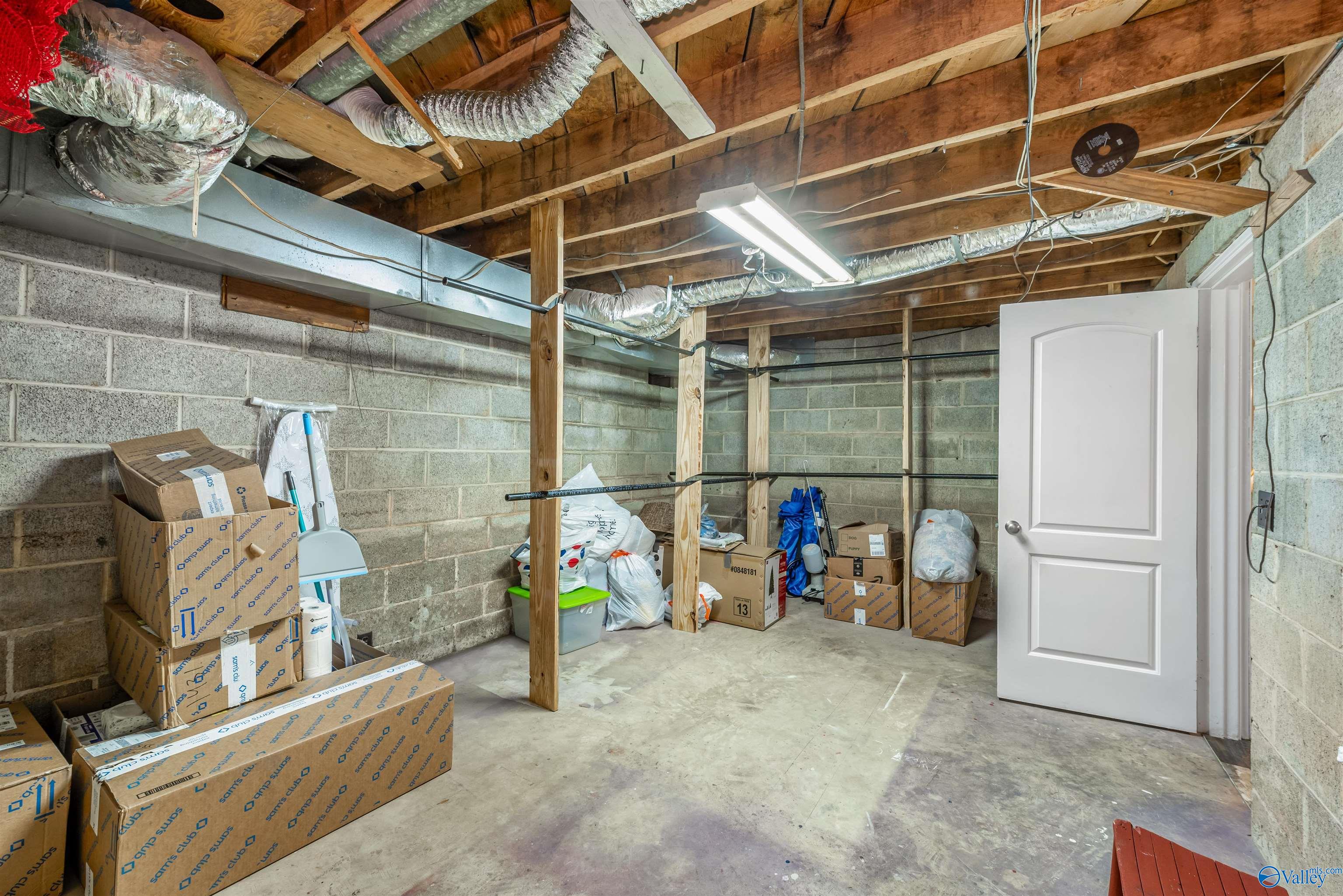 1431 County Road 835