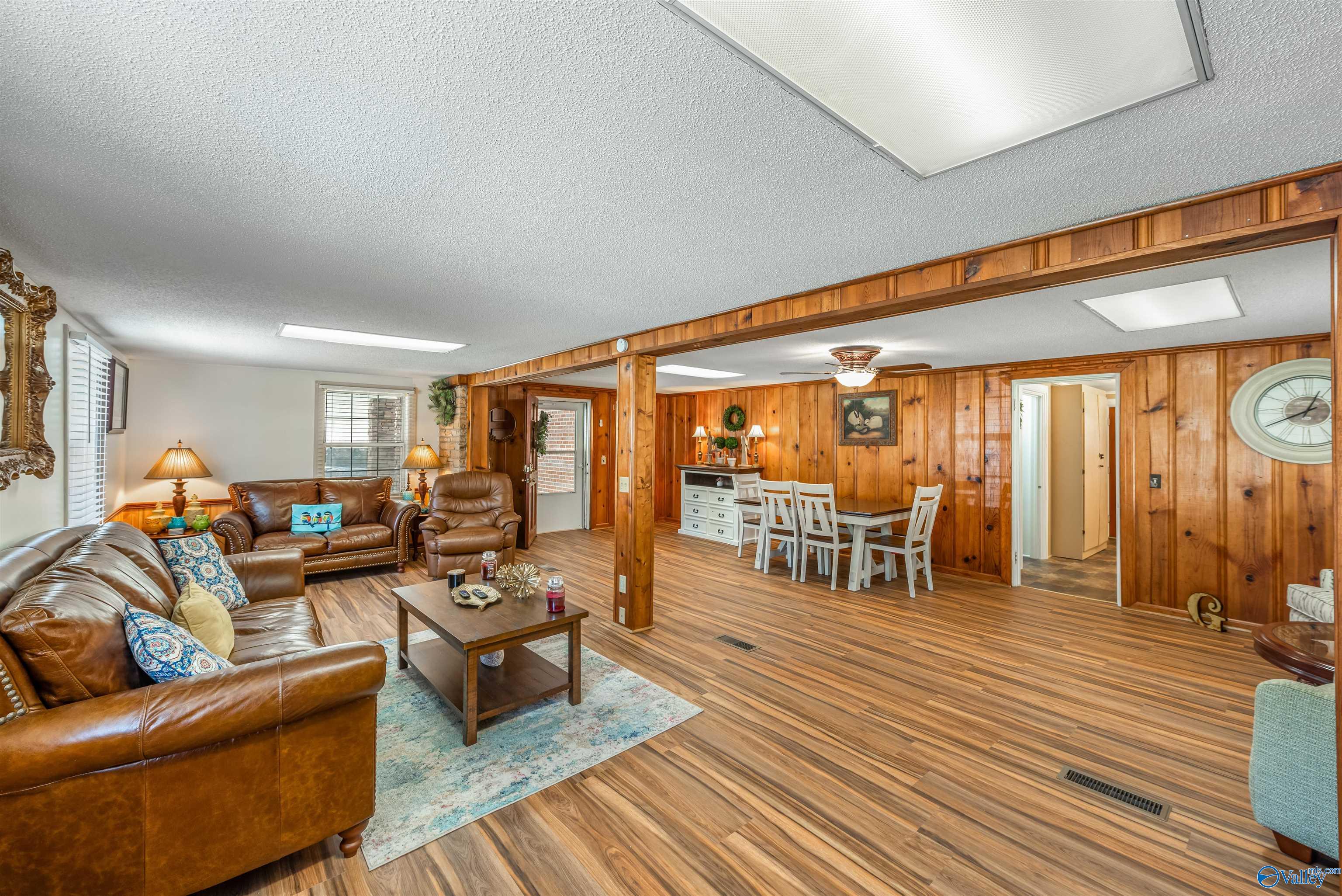 1431 County Road 835