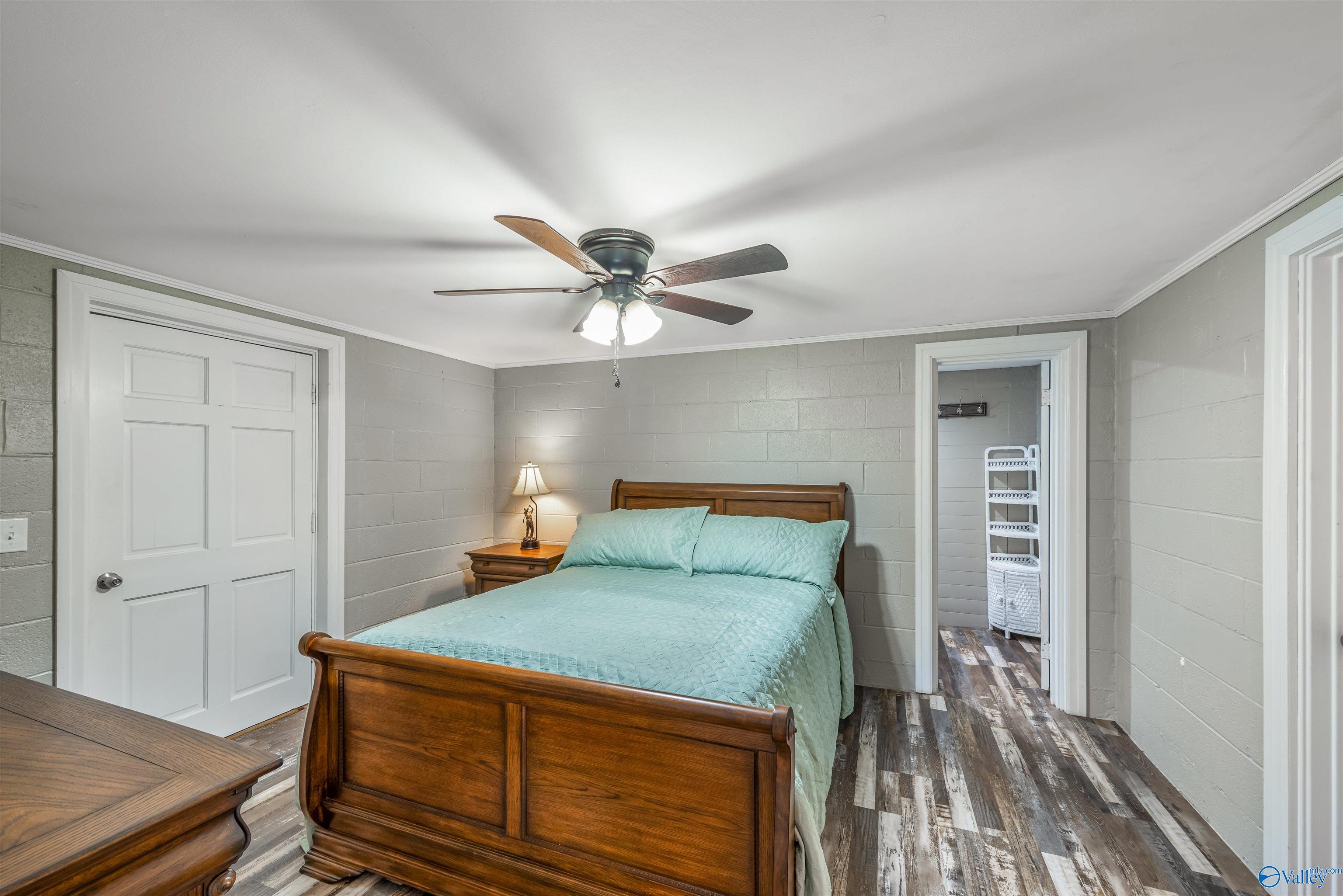 1431 County Road 835