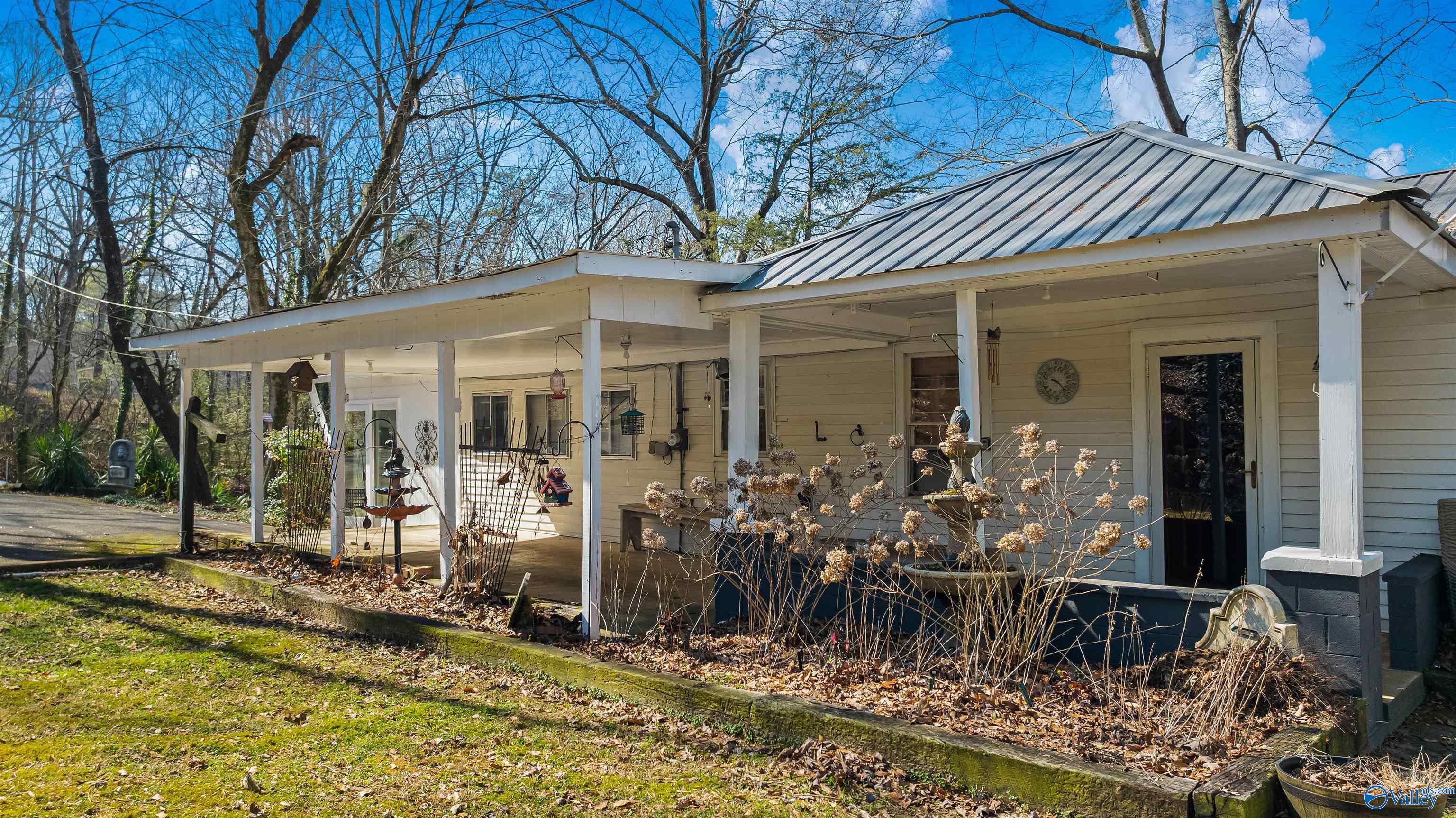 72 Cemetery Road