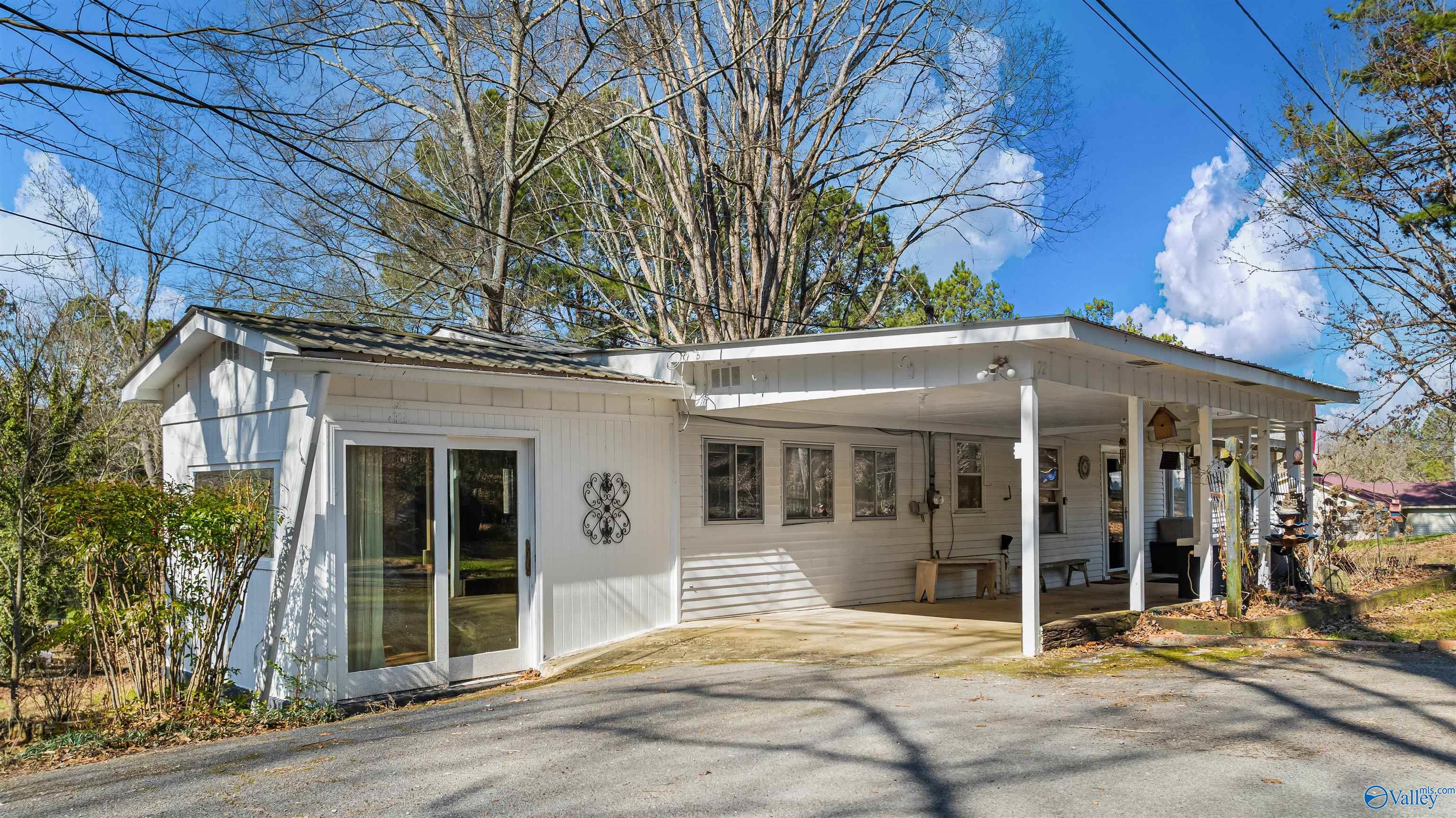 72 Cemetery Road