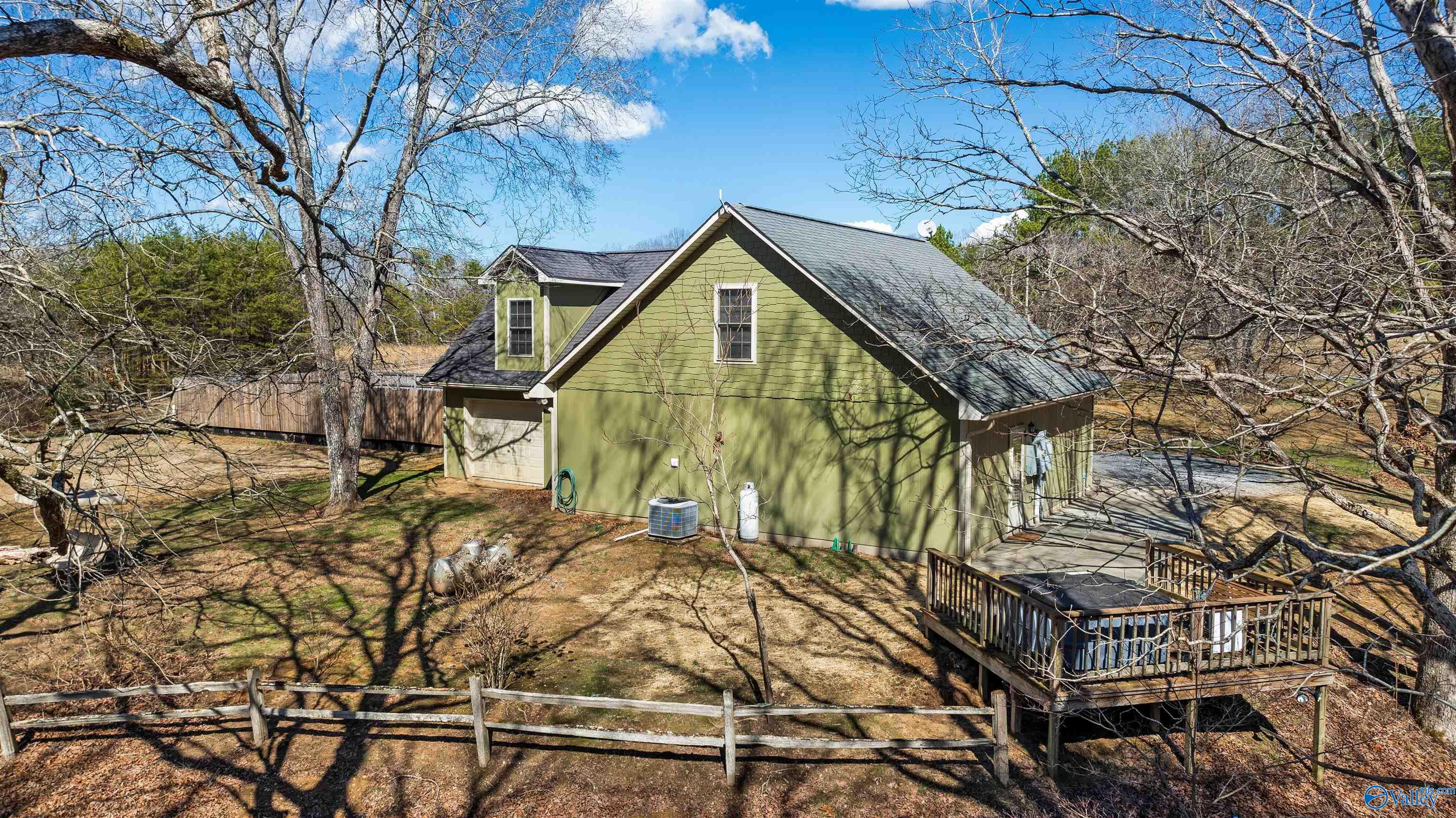 200 County Road 72