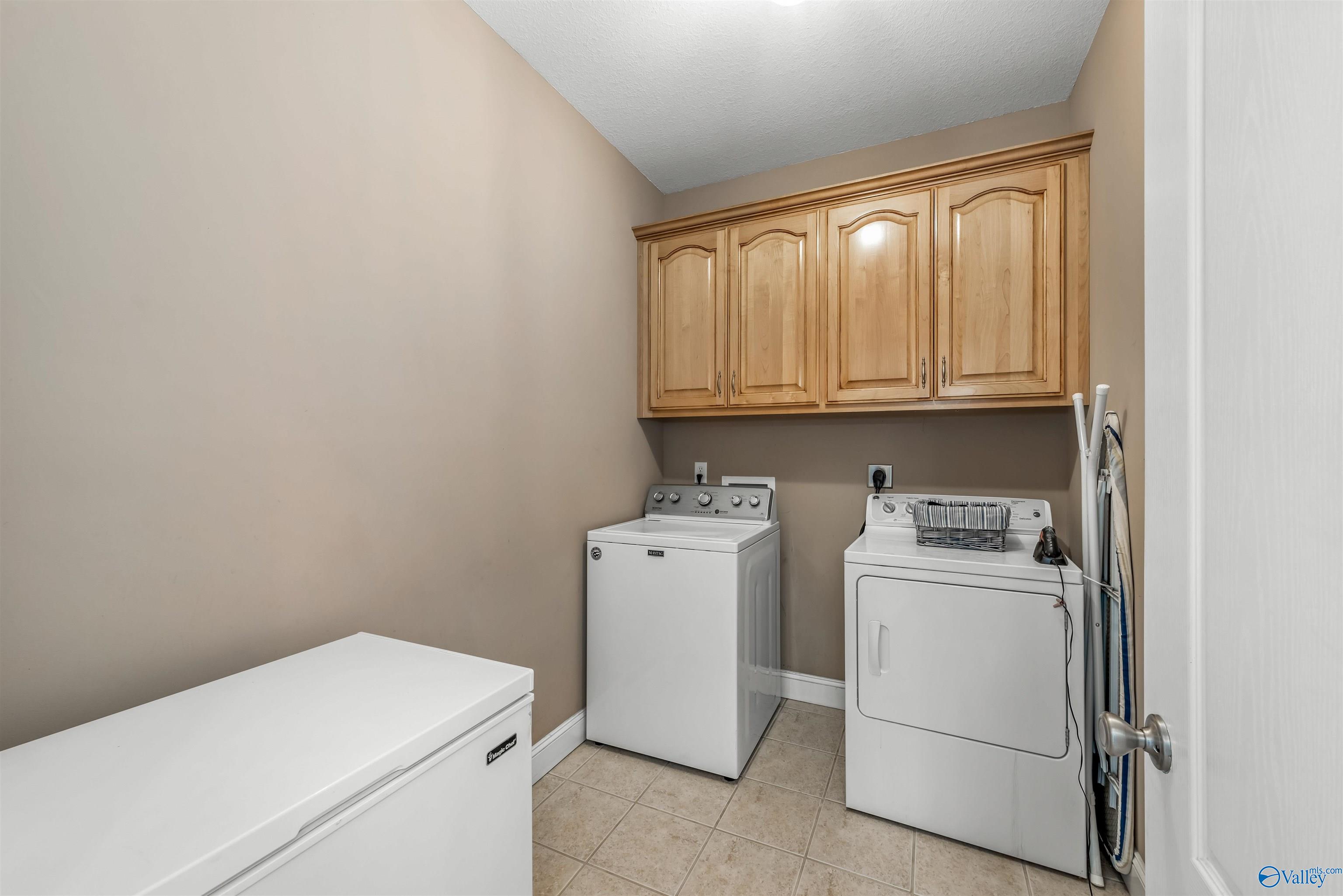3808 Landon Lane
