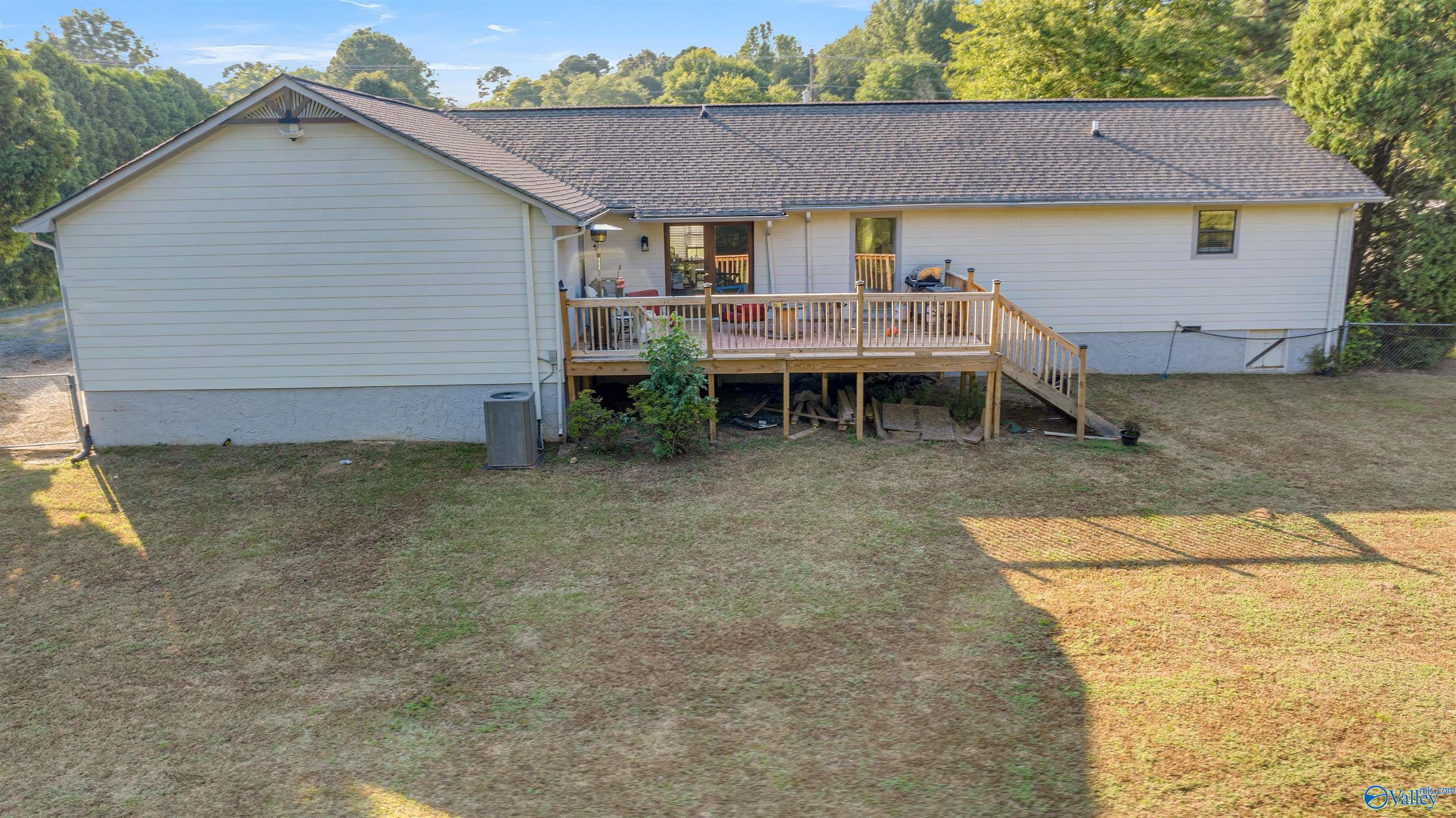 817 Dogtown Road SE