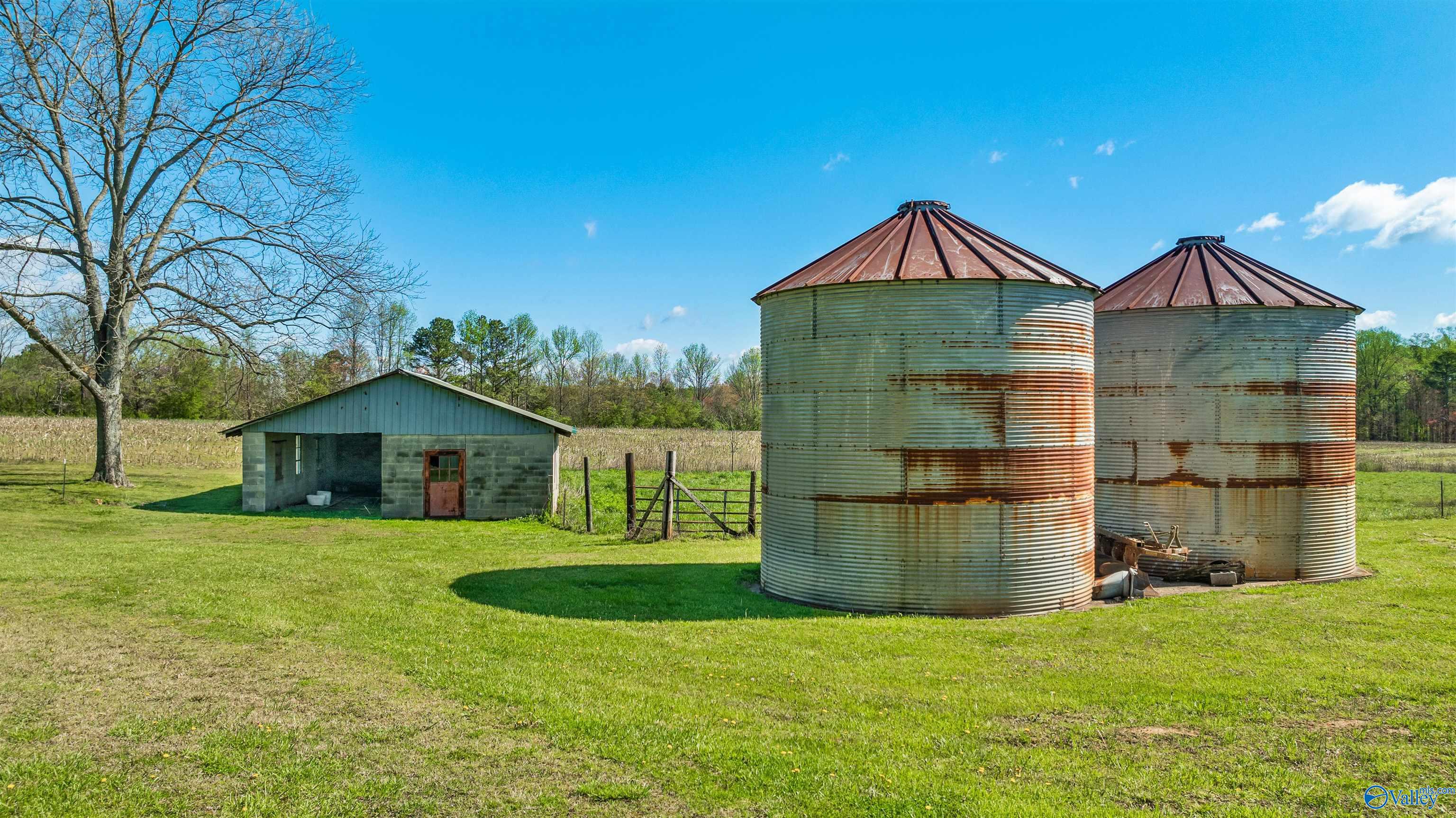 1010 County Road 57