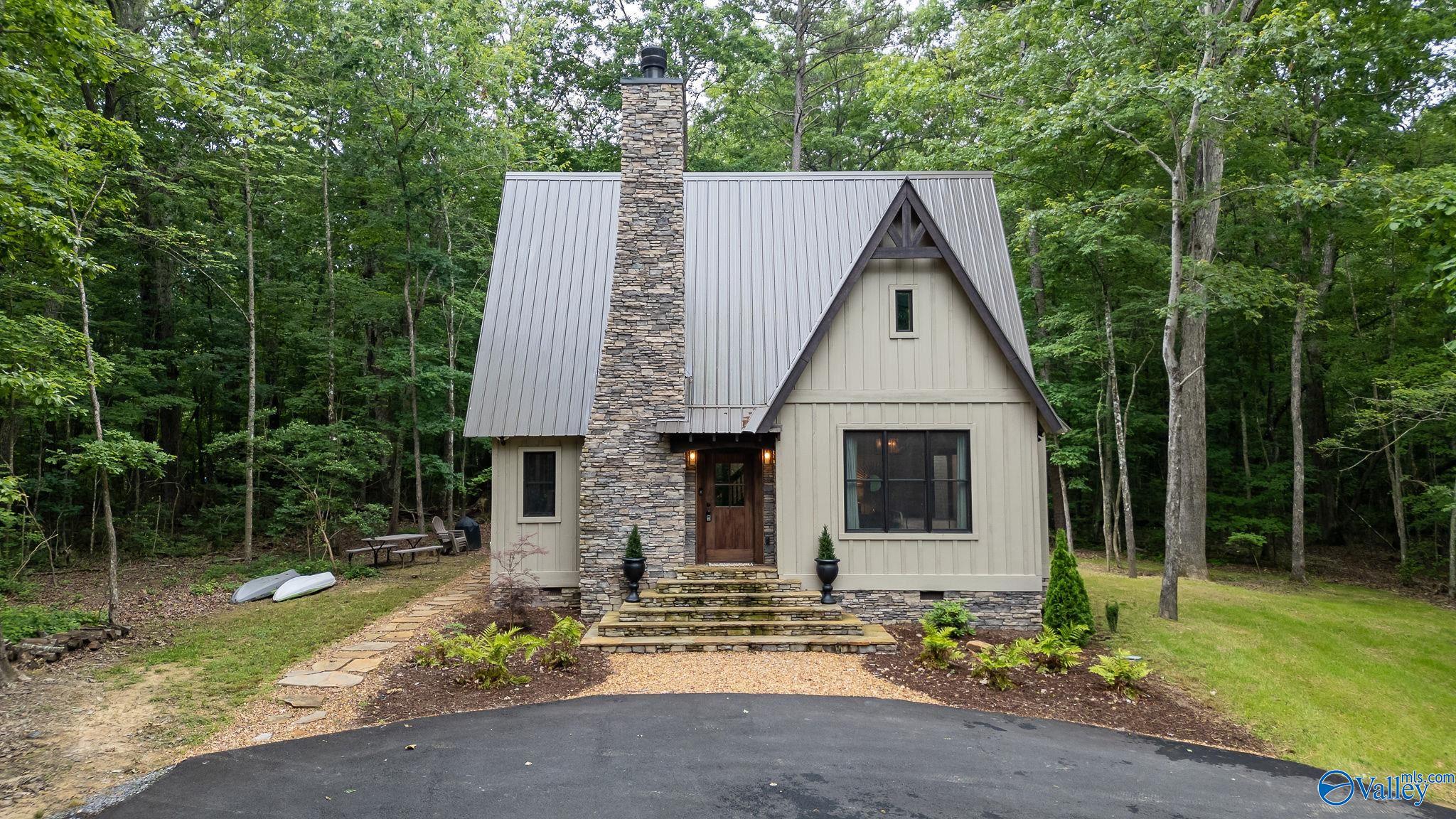 858 County Road 613