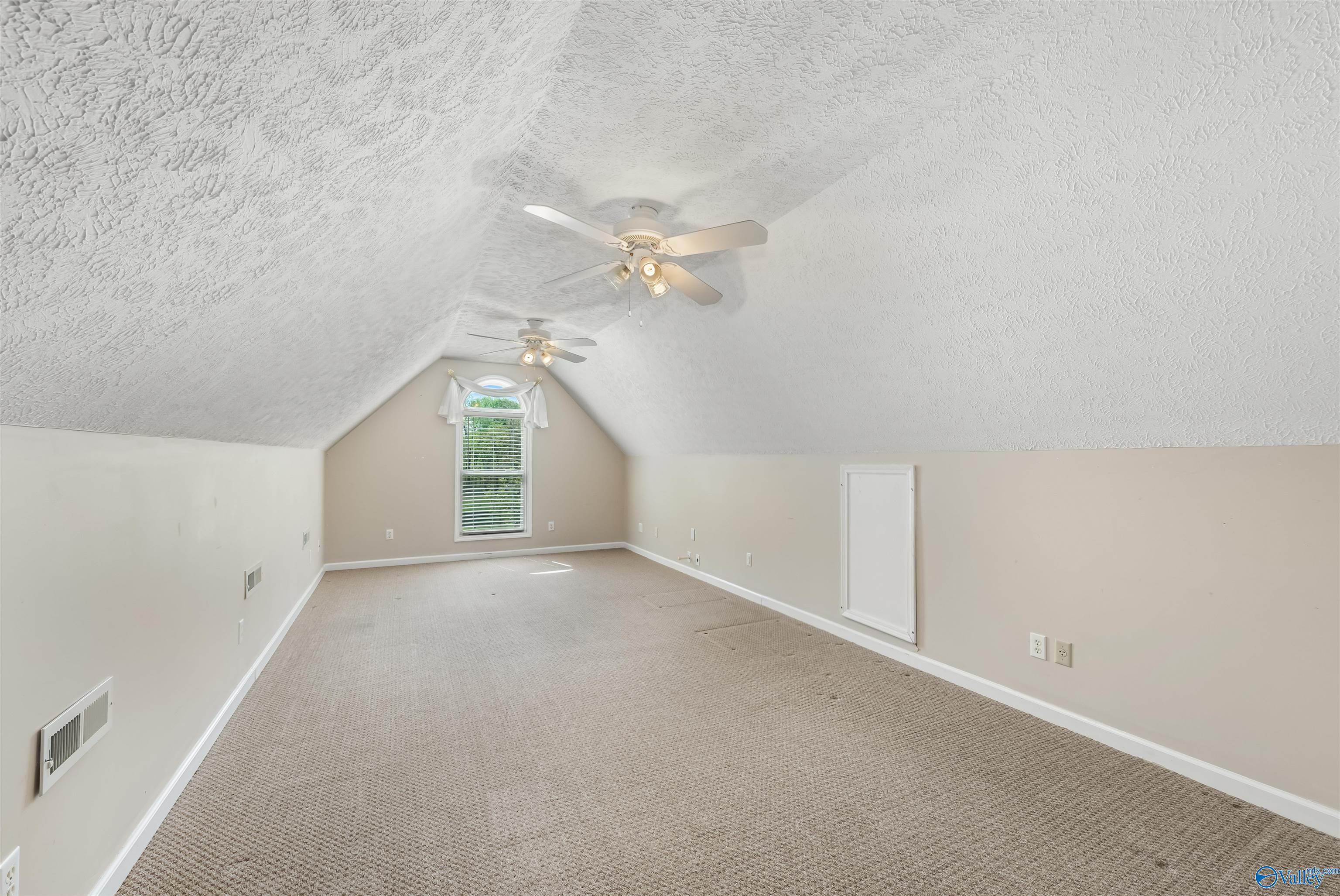 1420 Boulder Drive SE
