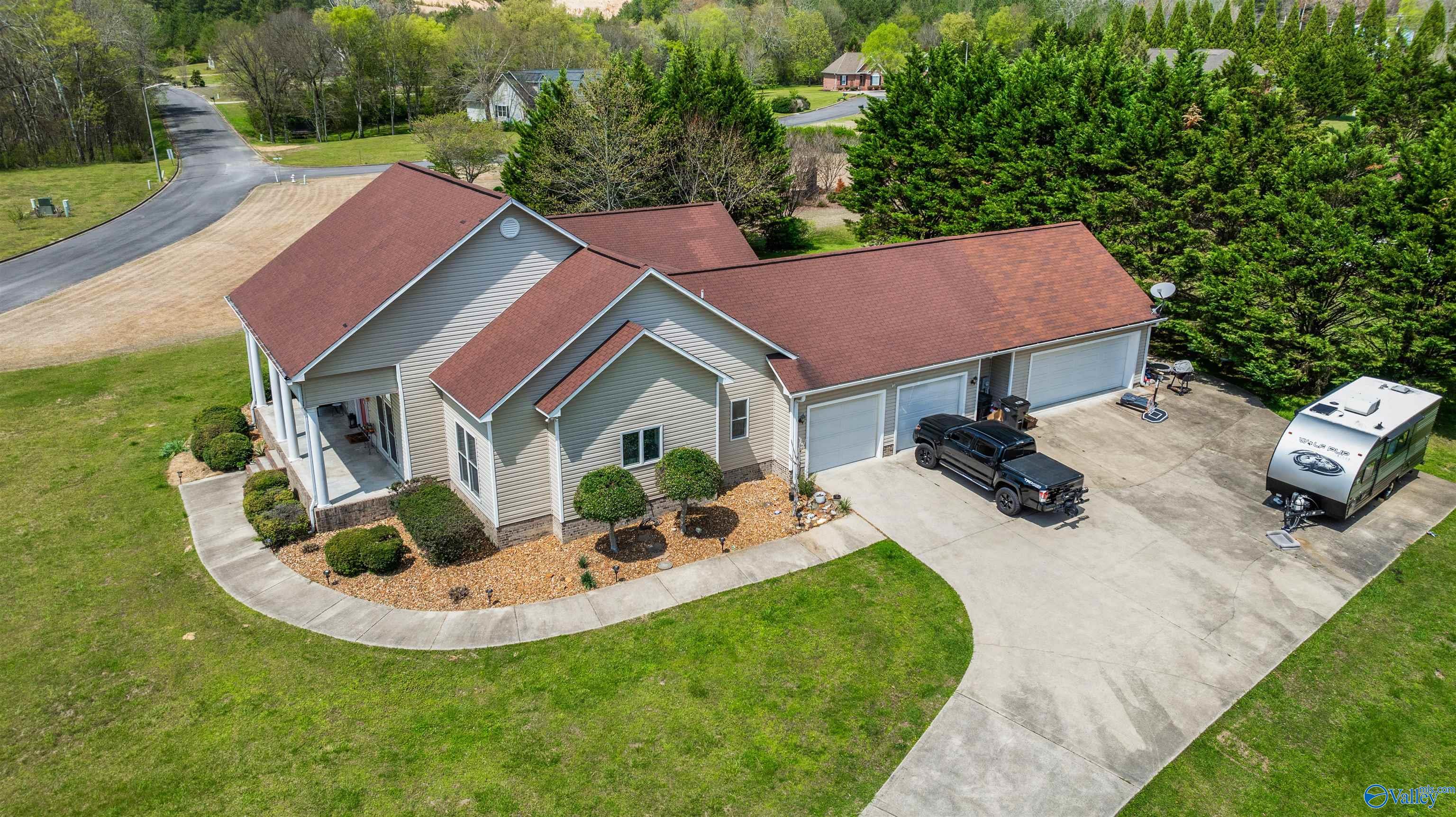 1901 Spring Drive NW