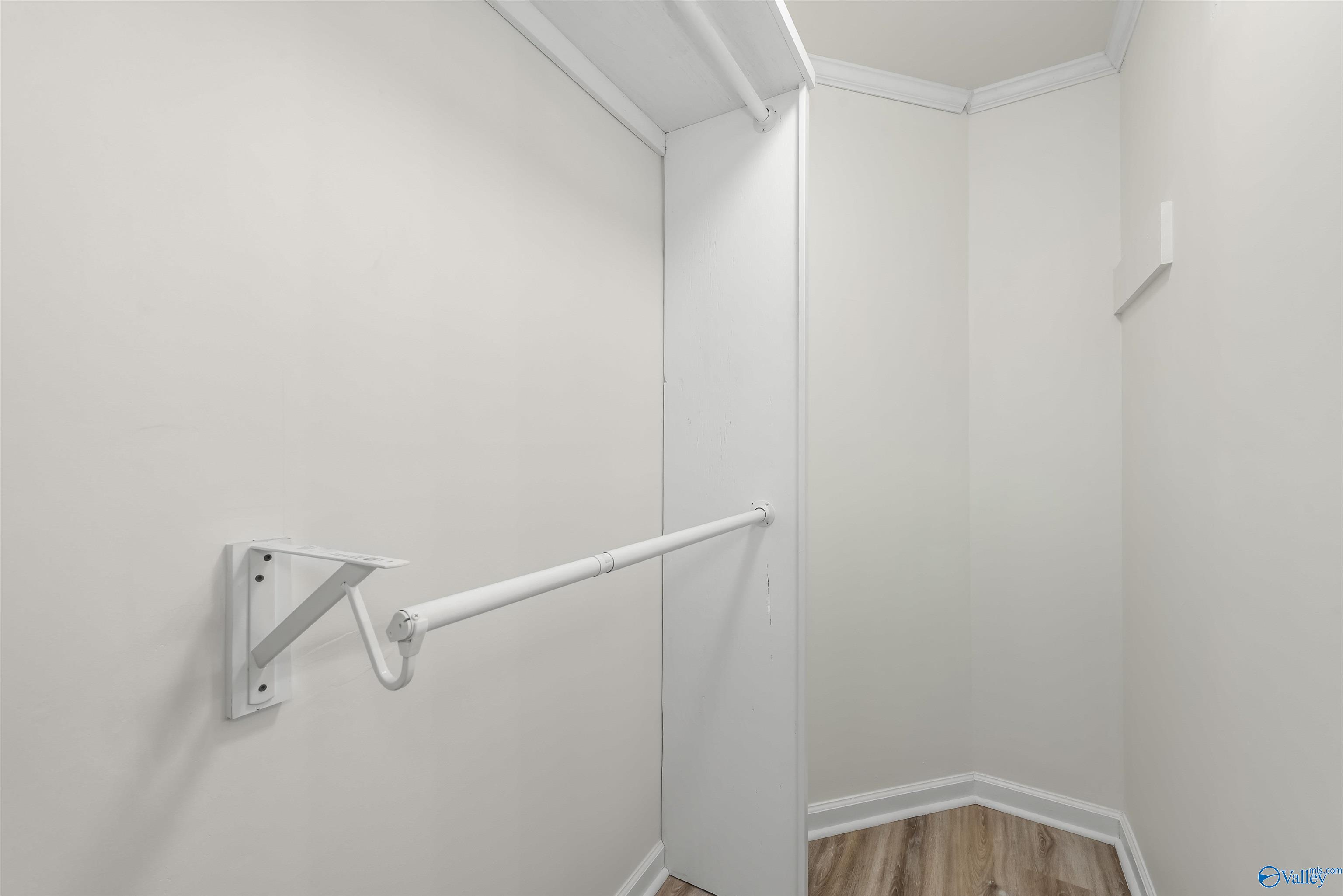 6506 Hiawatha Drive NW