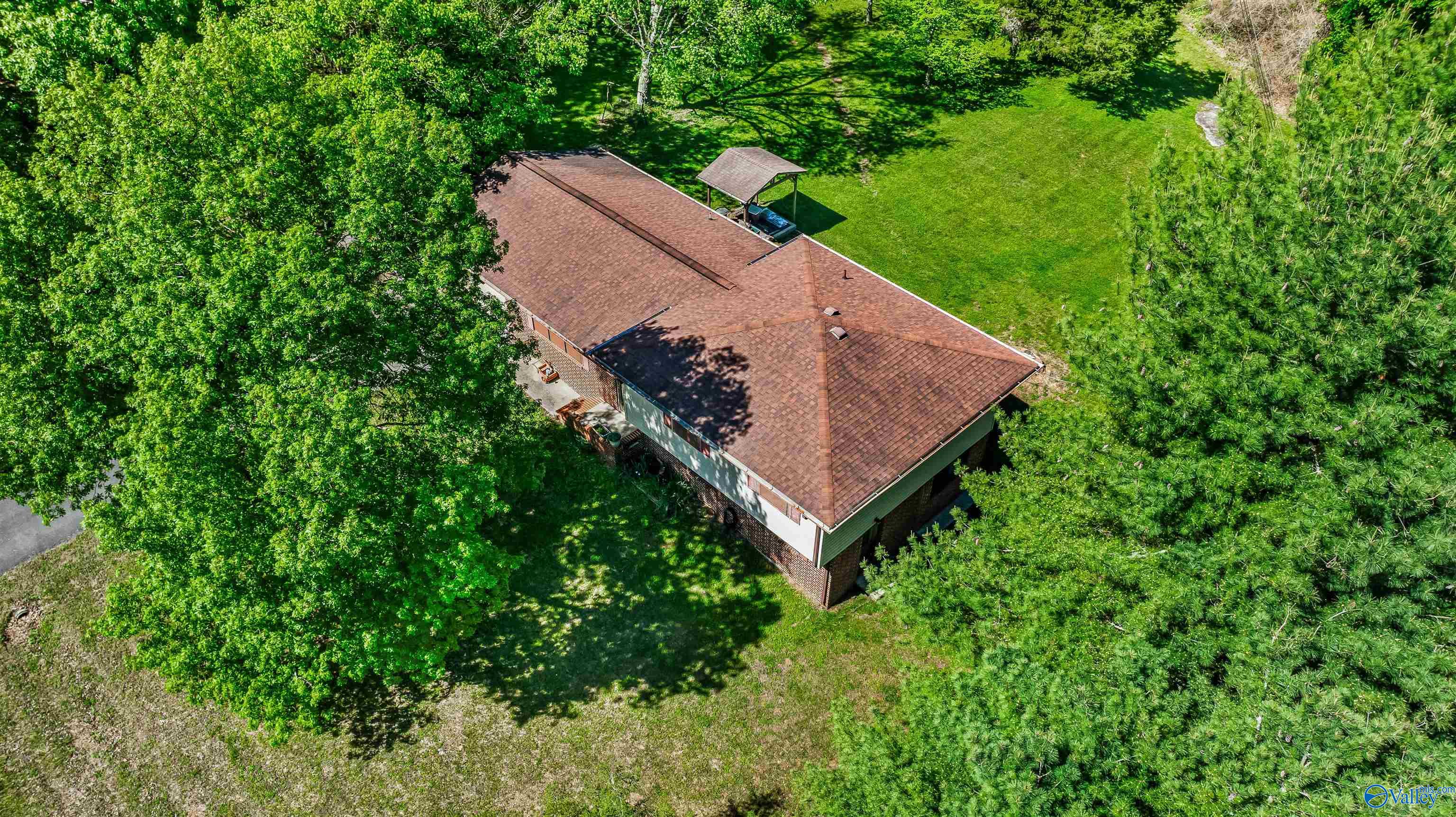 604 Murdock Road NE