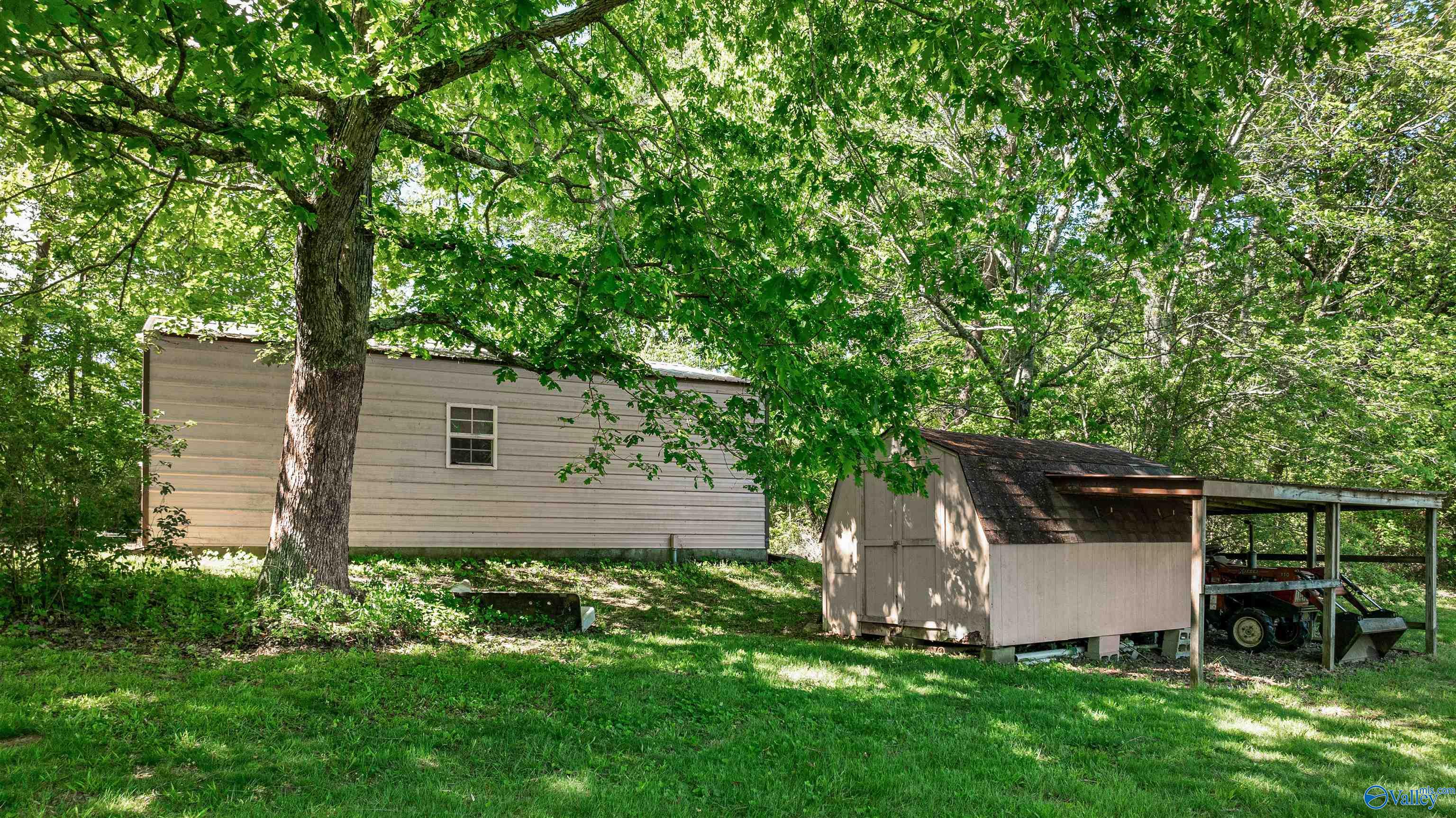 604 Murdock Road NE