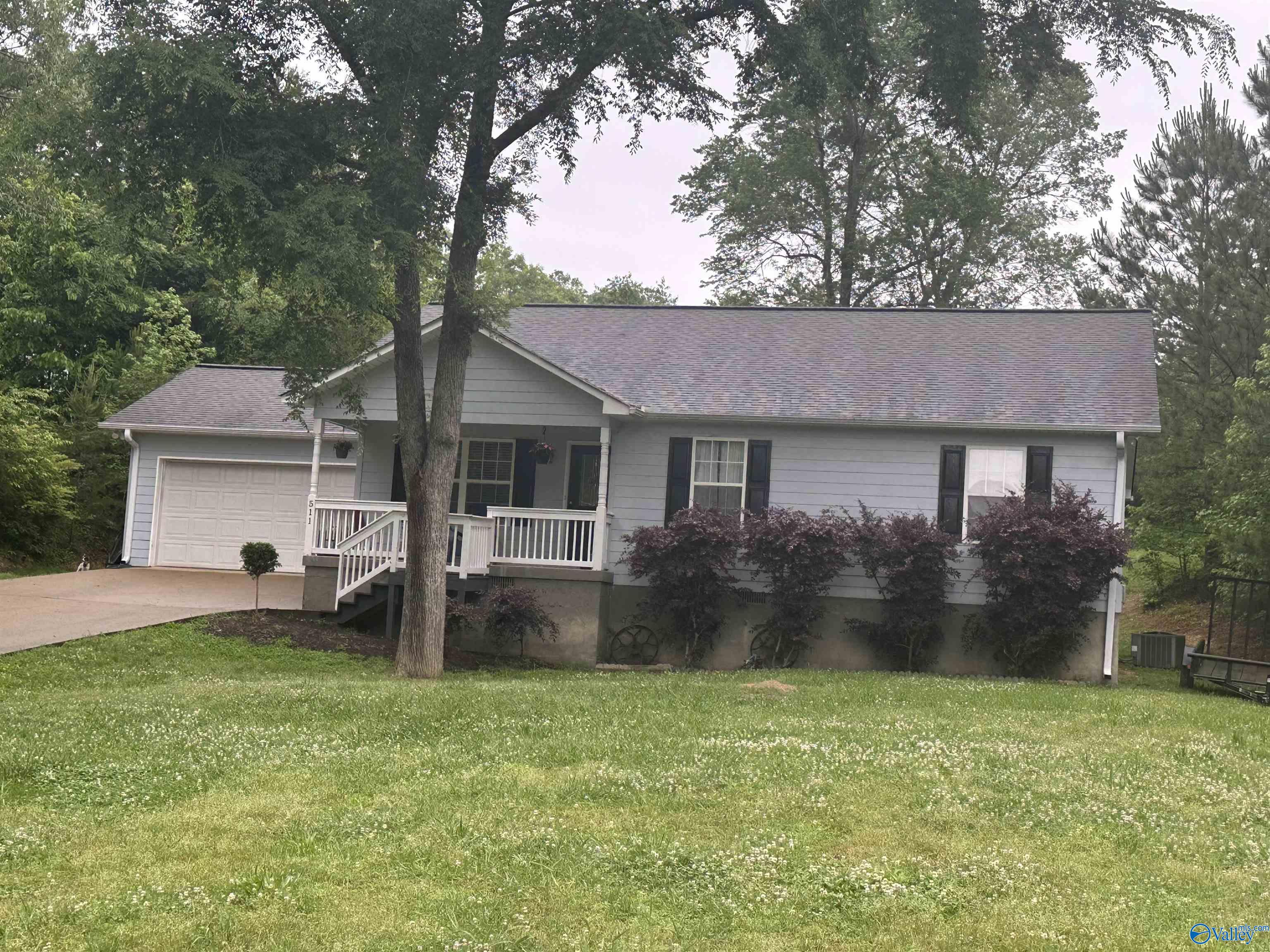 511 Houston Loop Road