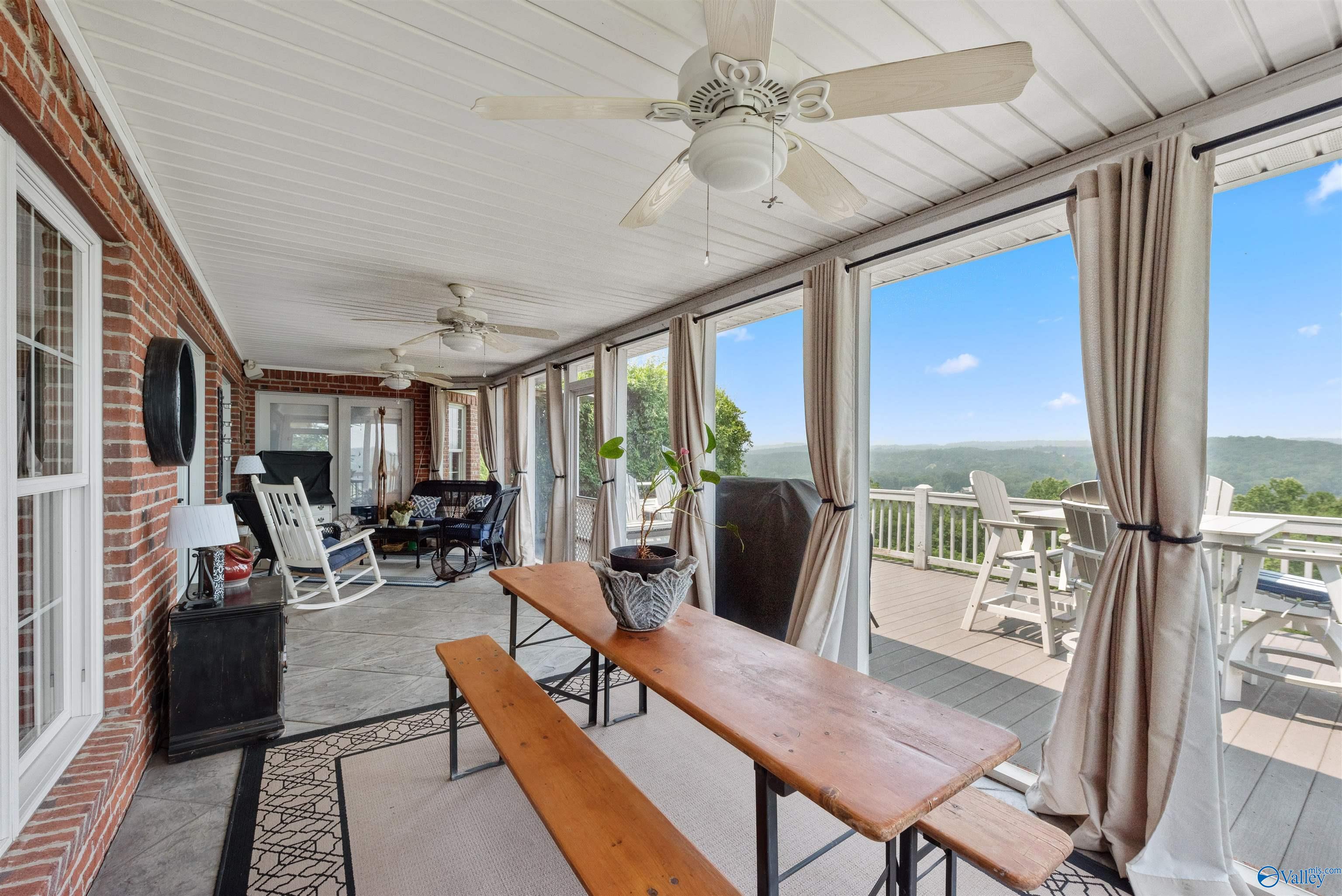 407 County Road 1027