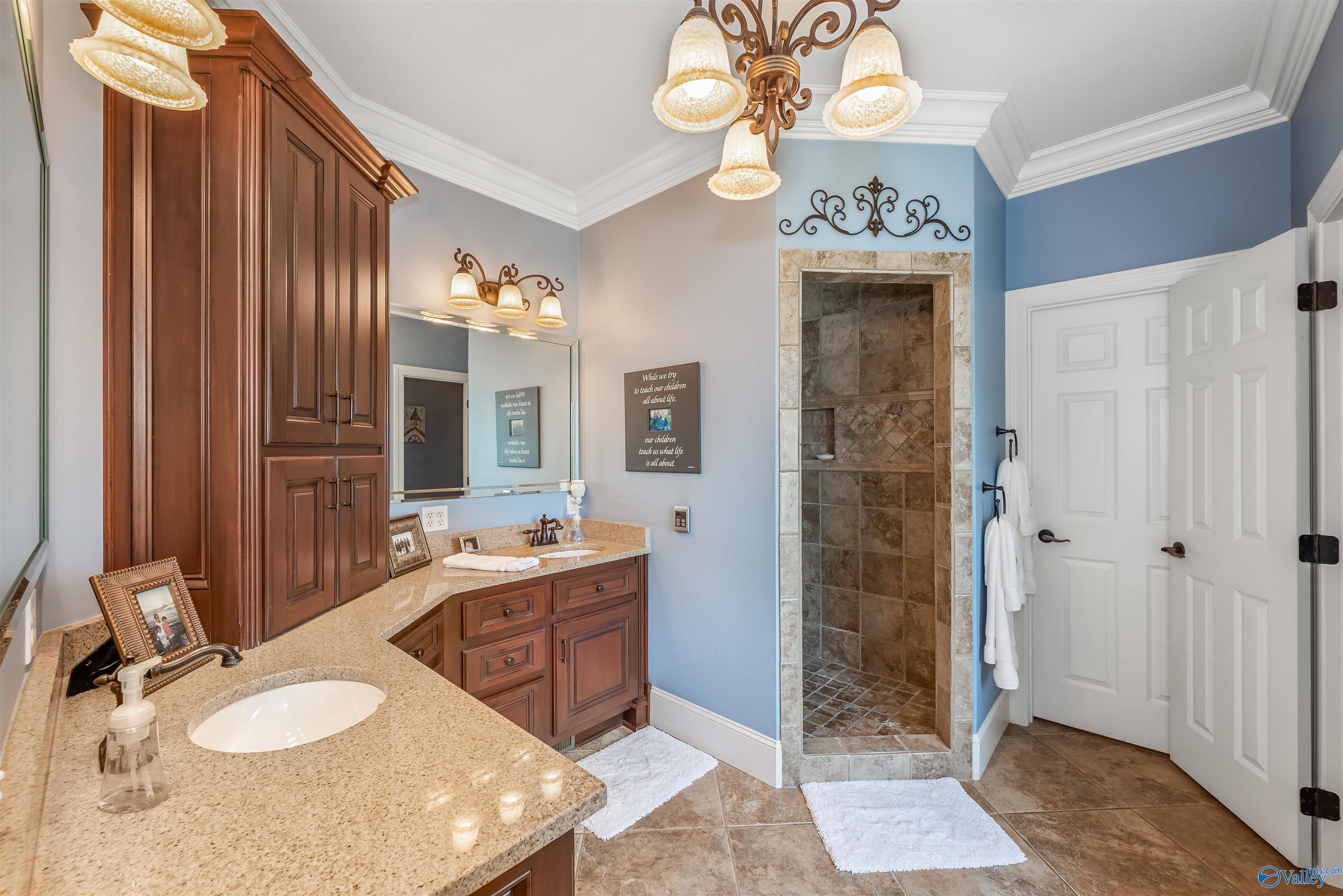 407 County Road 1027