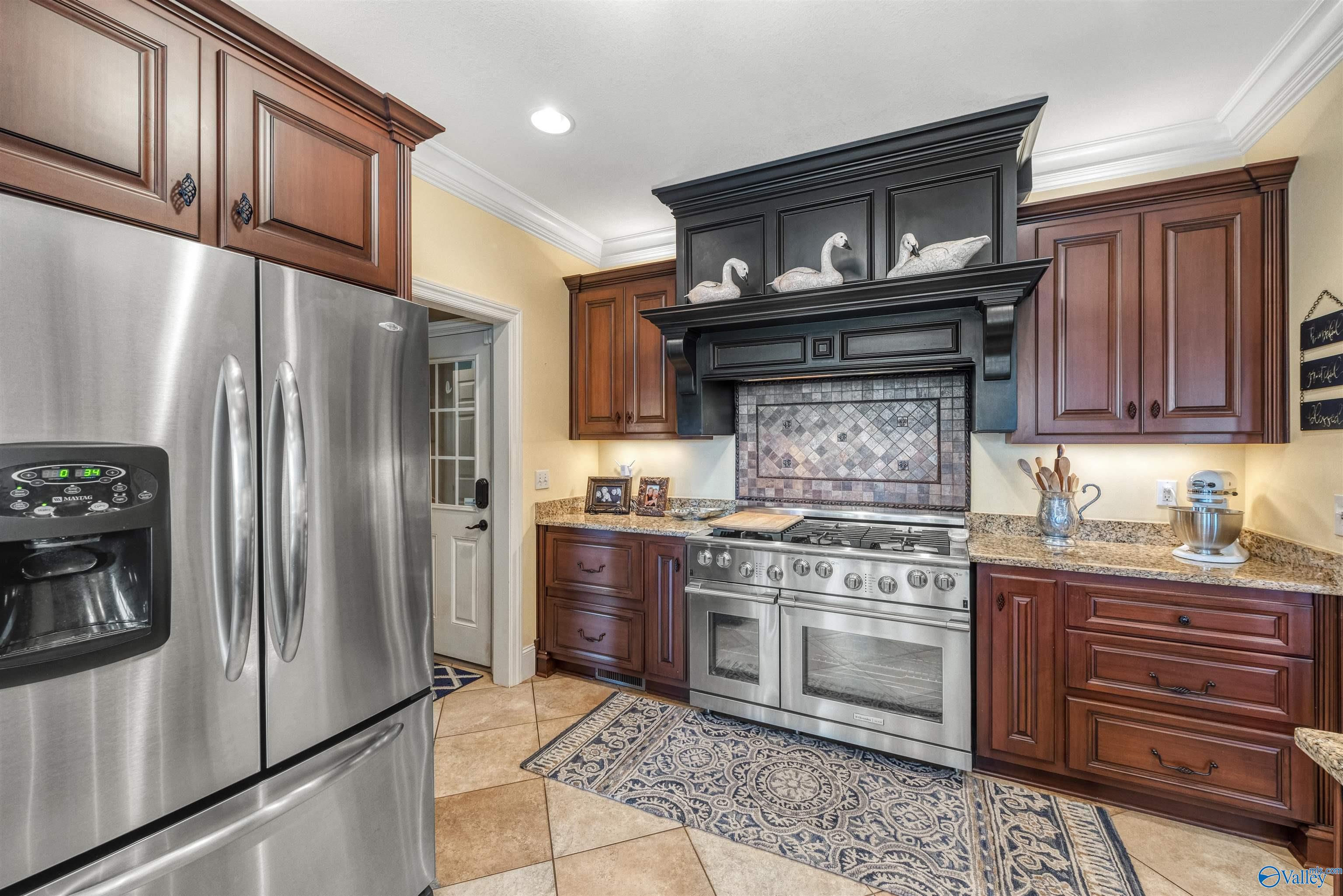 407 County Road 1027