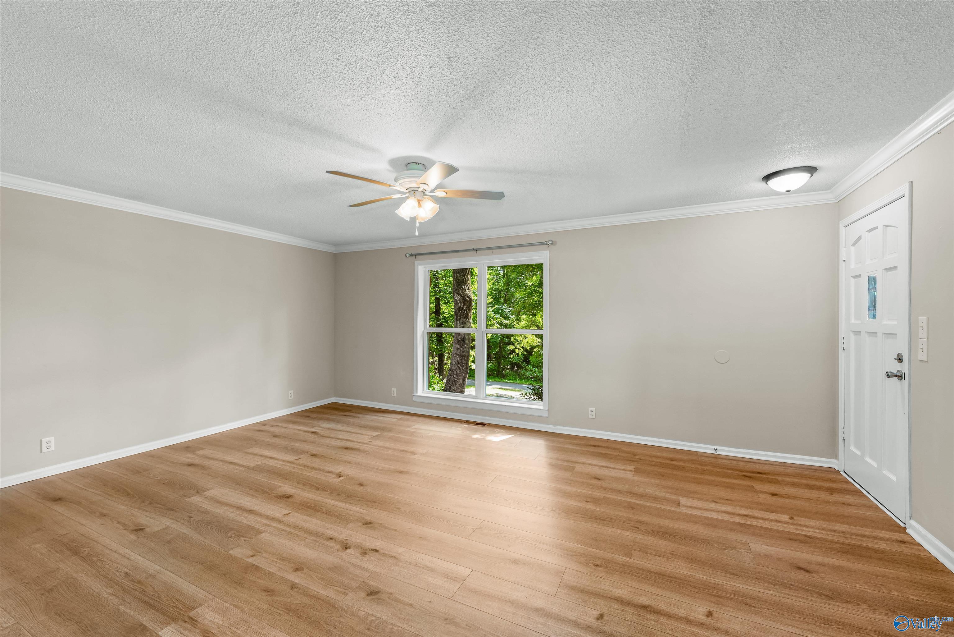 101 Dogwood Circle NW