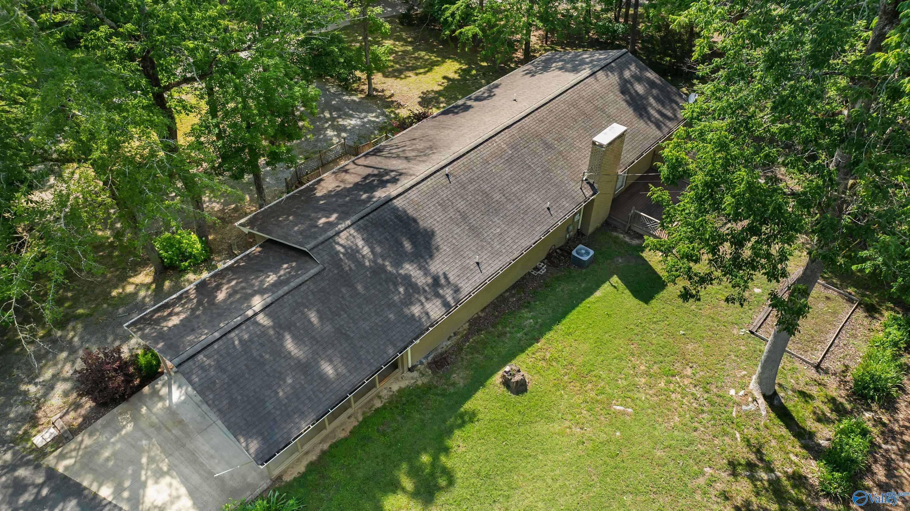 101 Dogwood Circle NW
