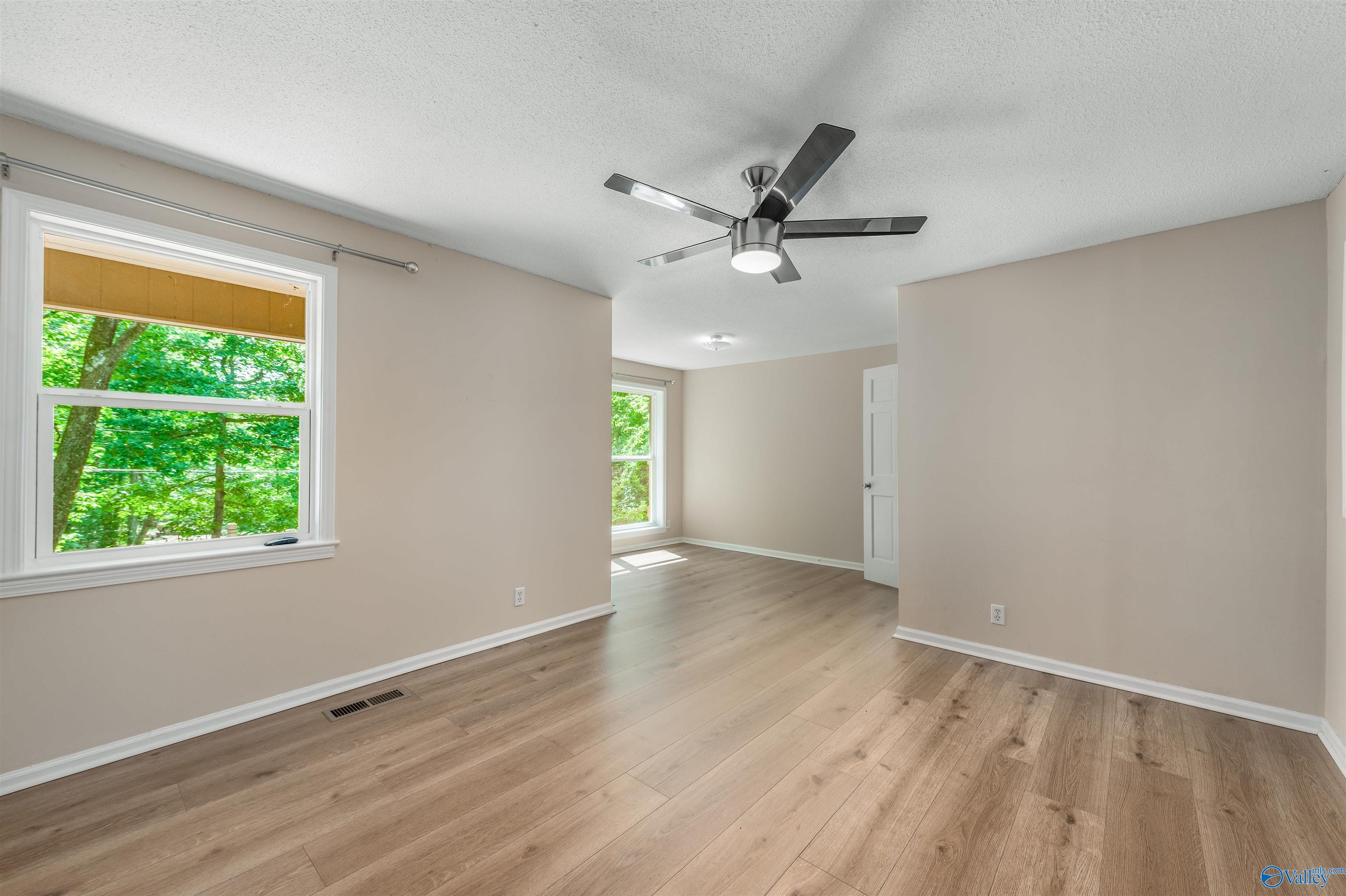 101 Dogwood Circle NW