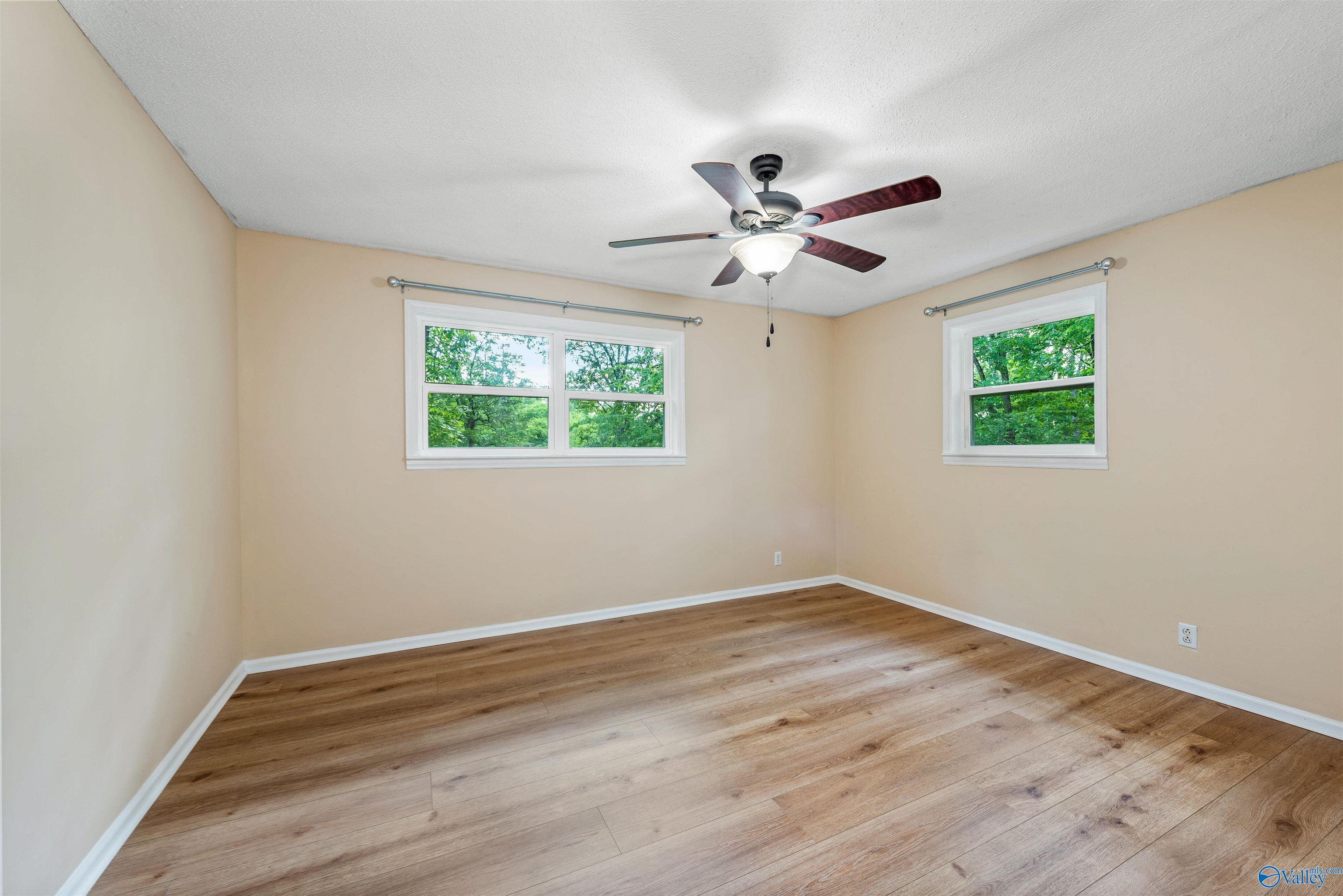 101 Dogwood Circle NW