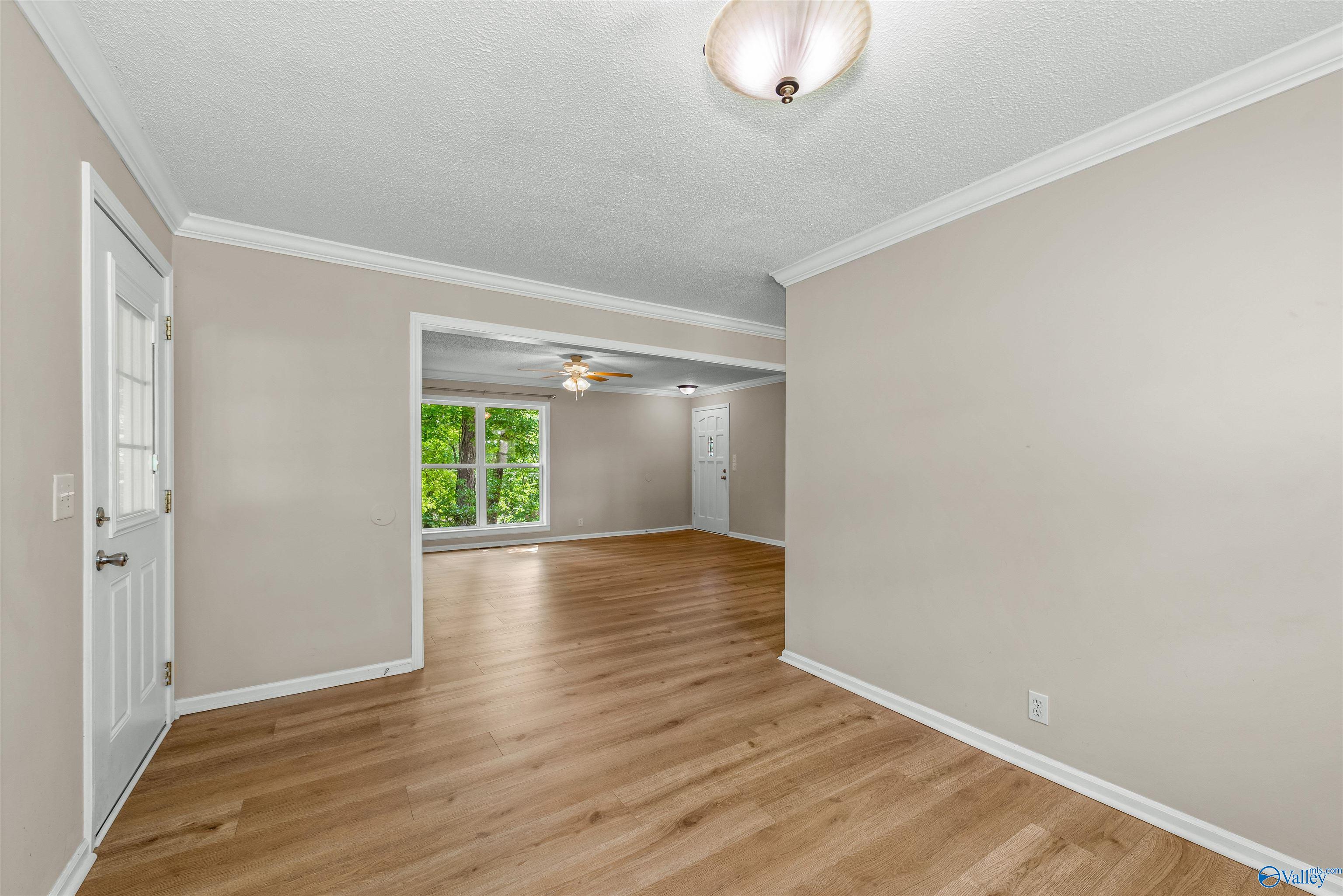 101 Dogwood Circle NW