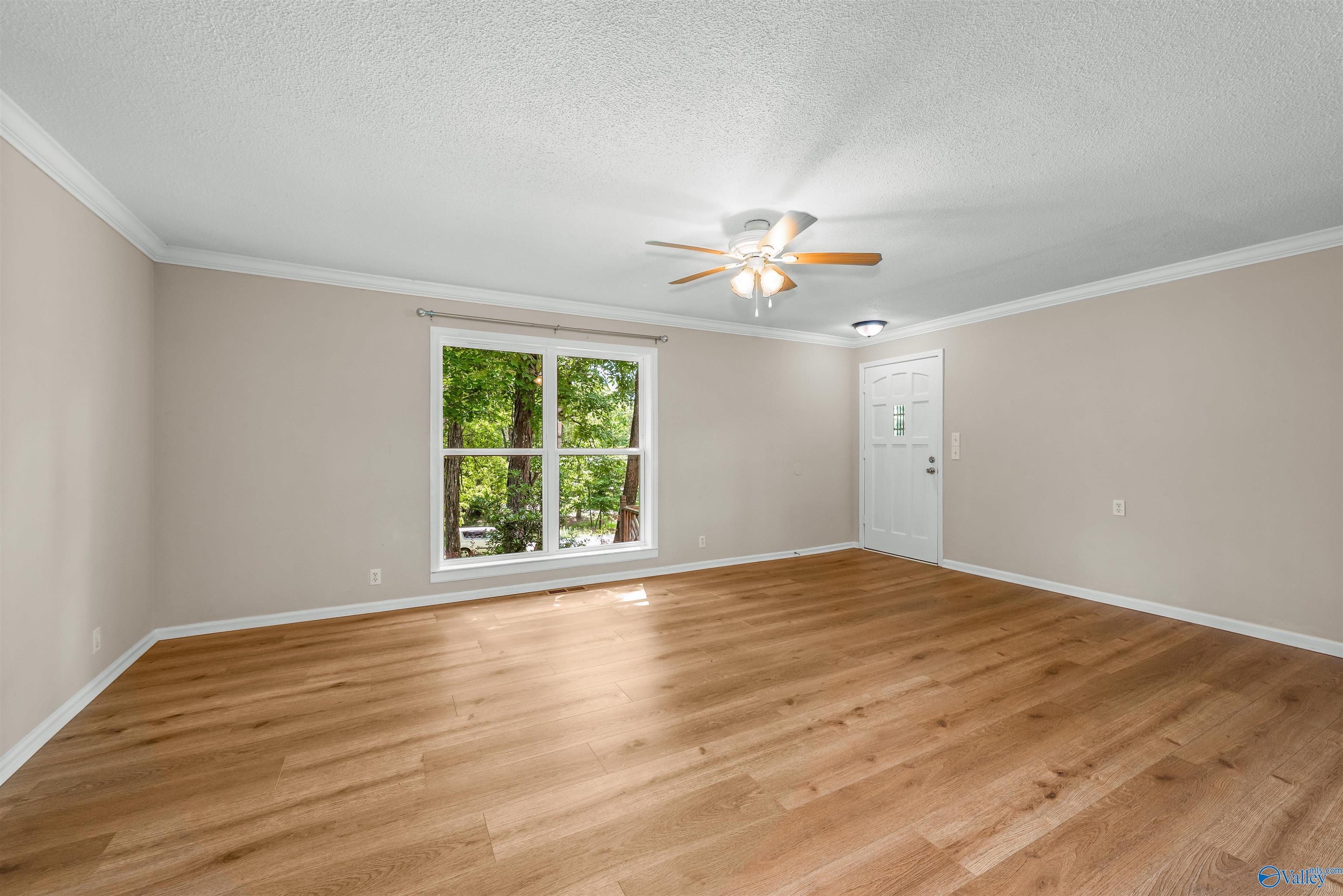 101 Dogwood Circle NW