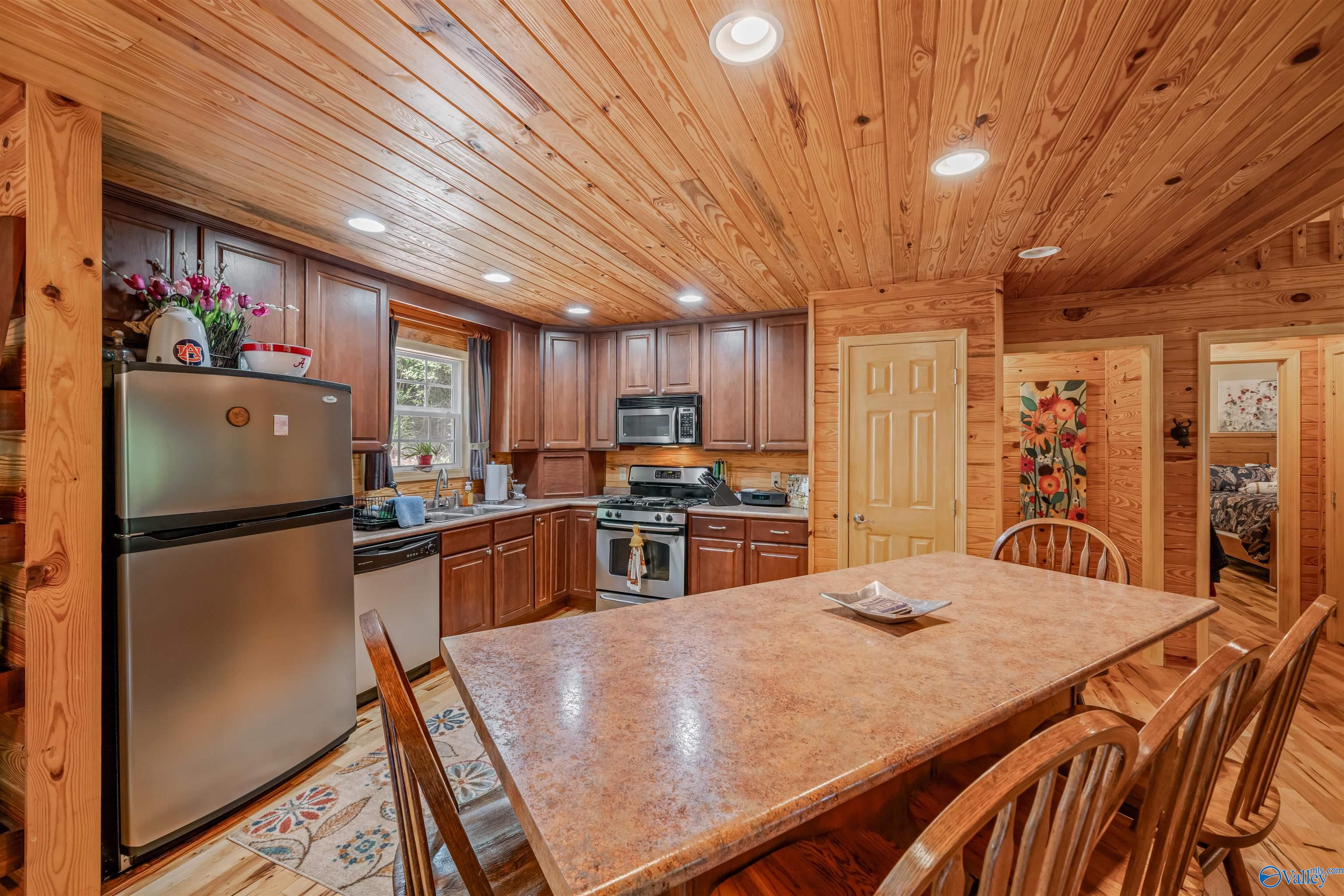 1920 County Road 103