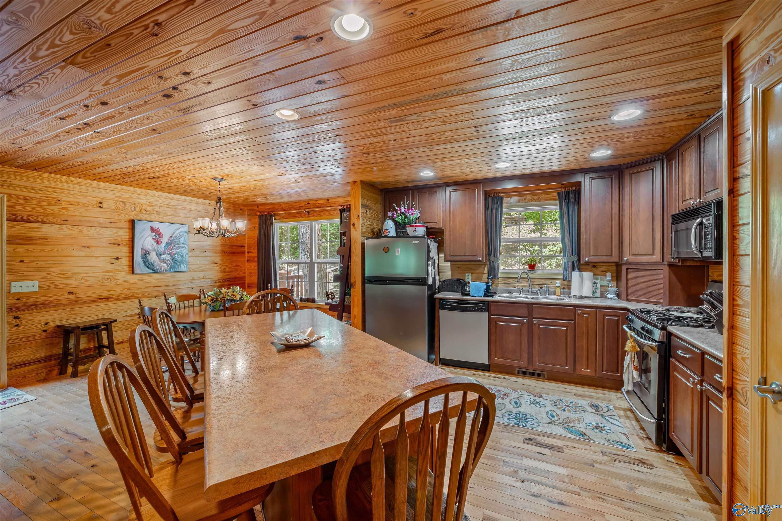 1920 County Road 103