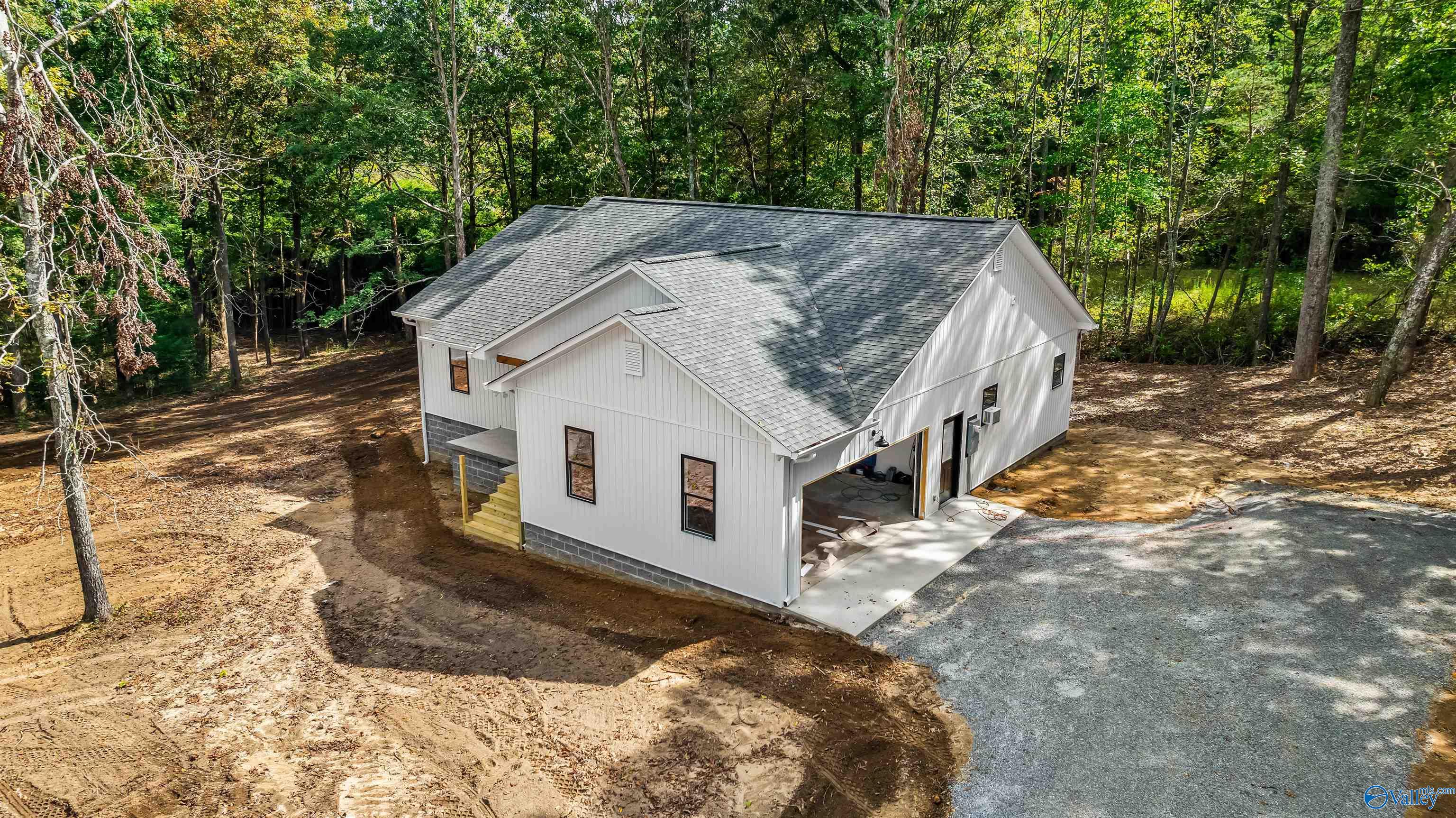 2109 Highland Drive NE