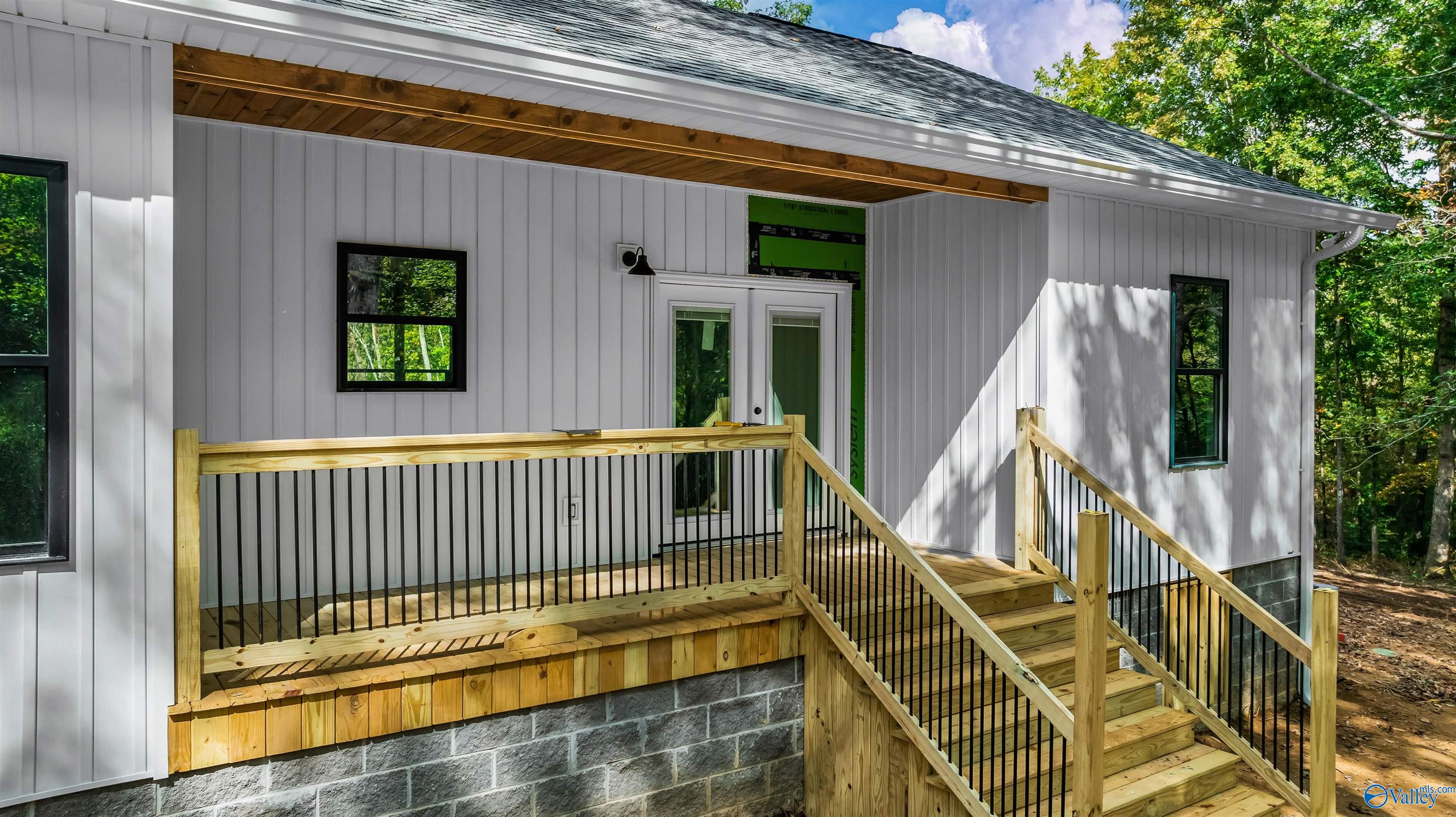 2109 Highland Drive NE
