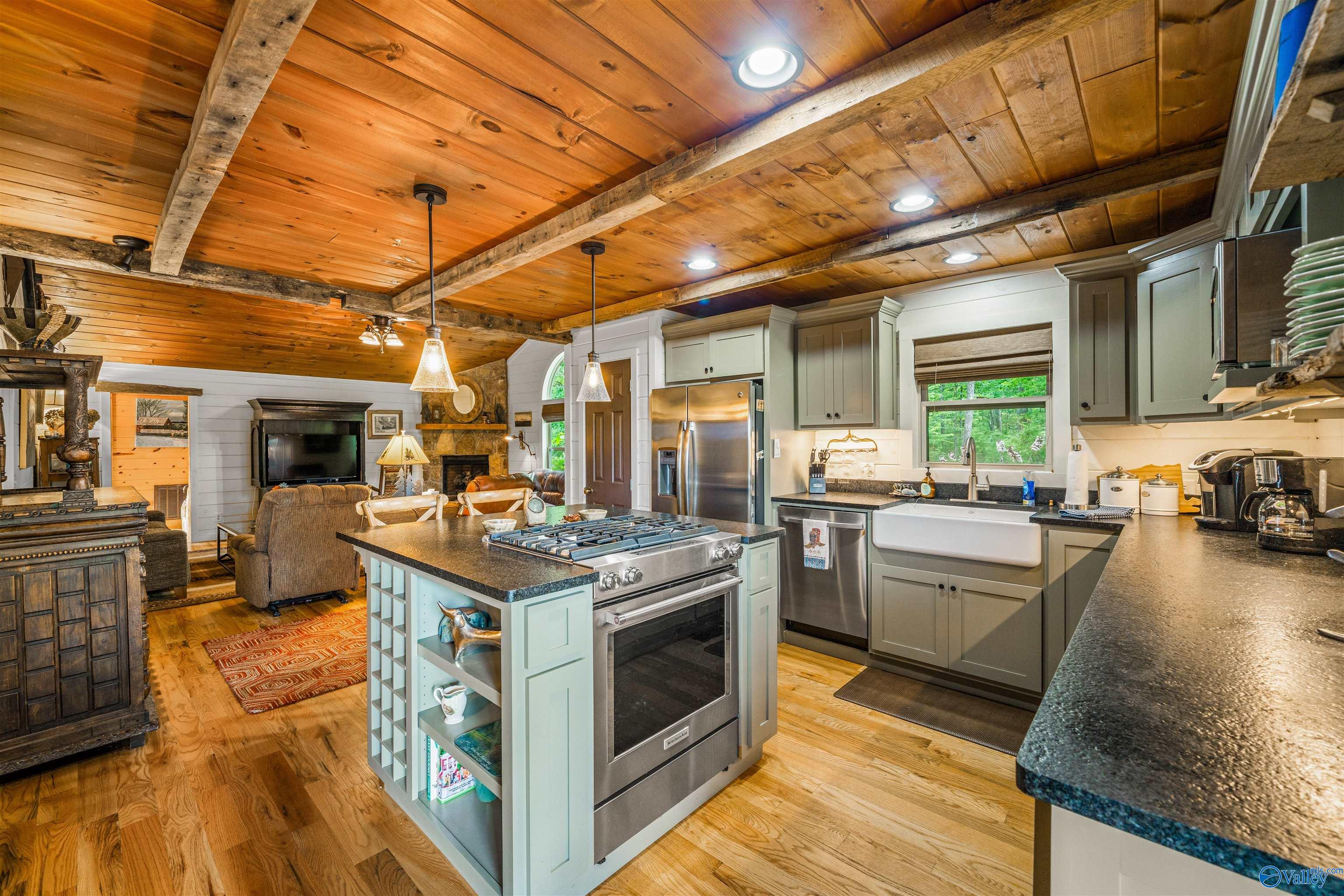 4713 County Road 106