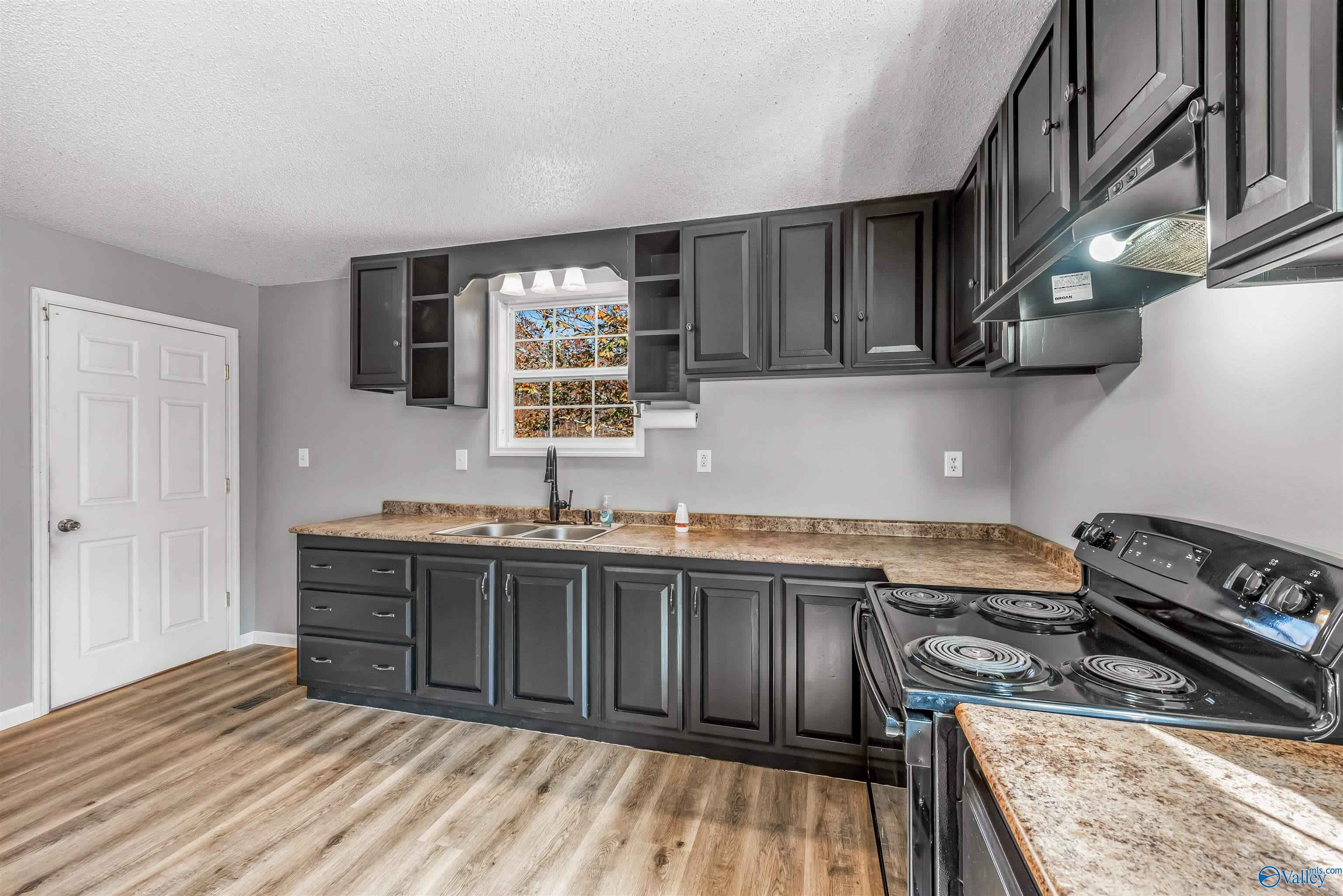 949 County Road 153