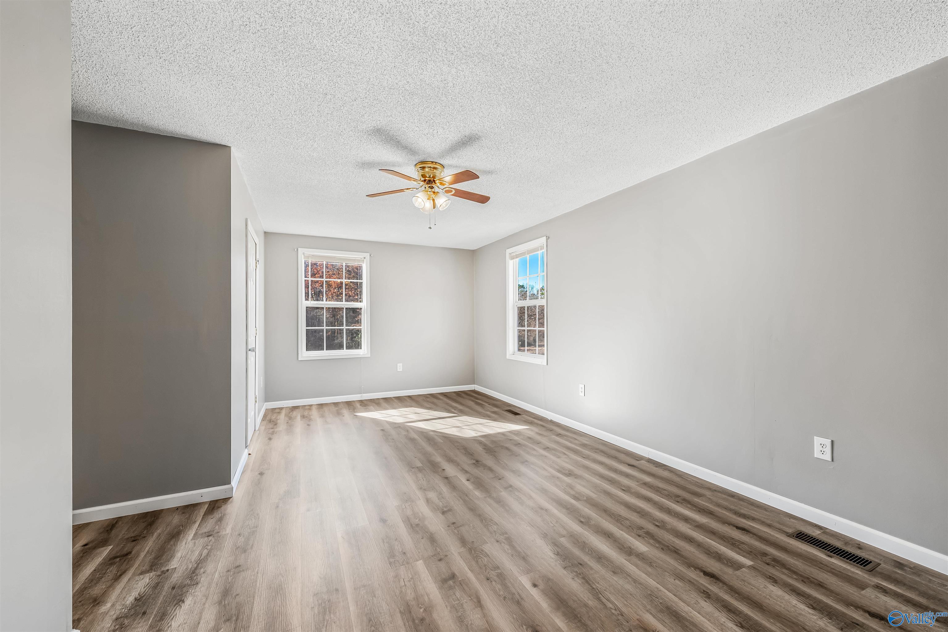 949 County Road 153
