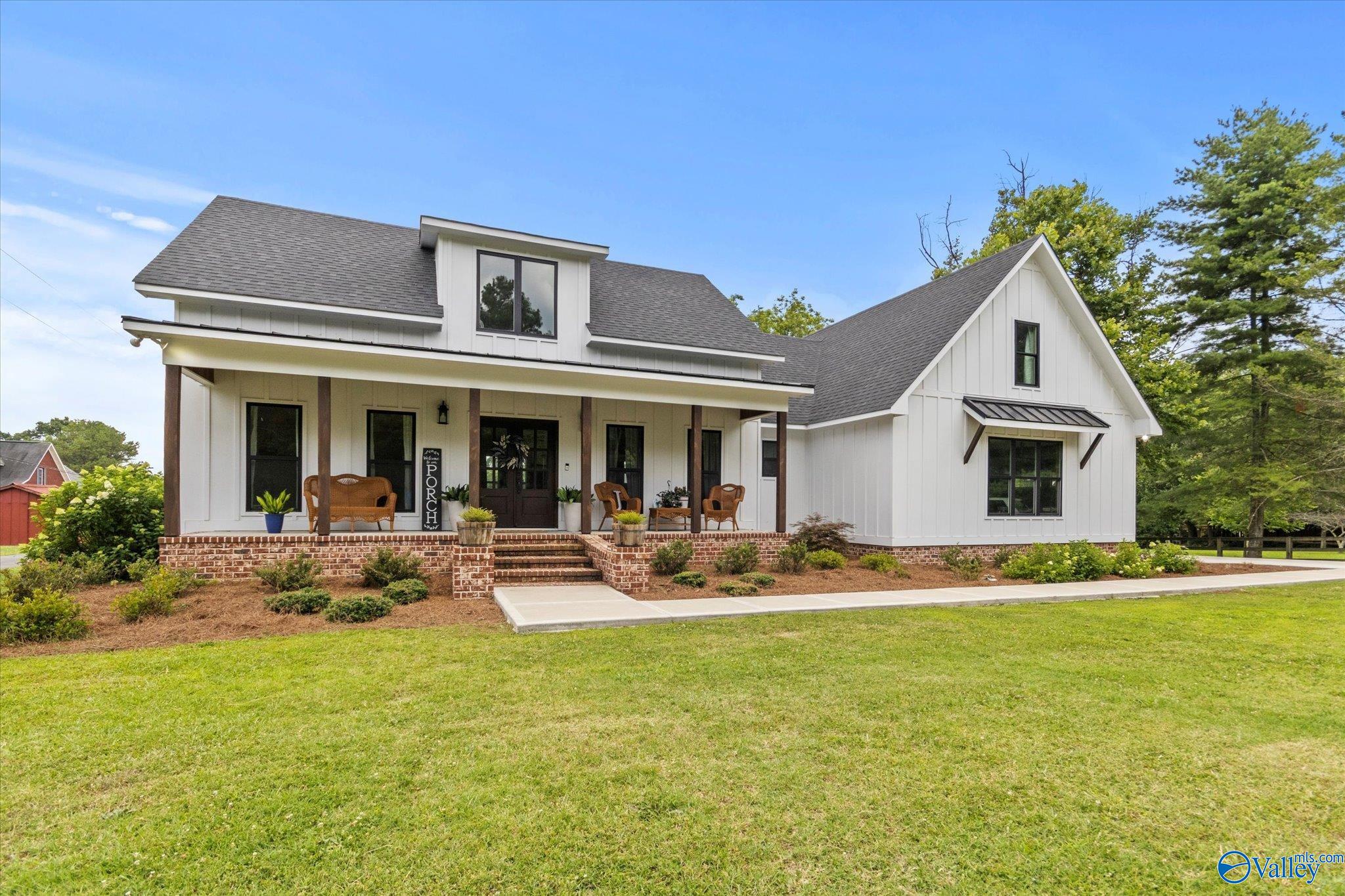 593 Weatherly Avenue