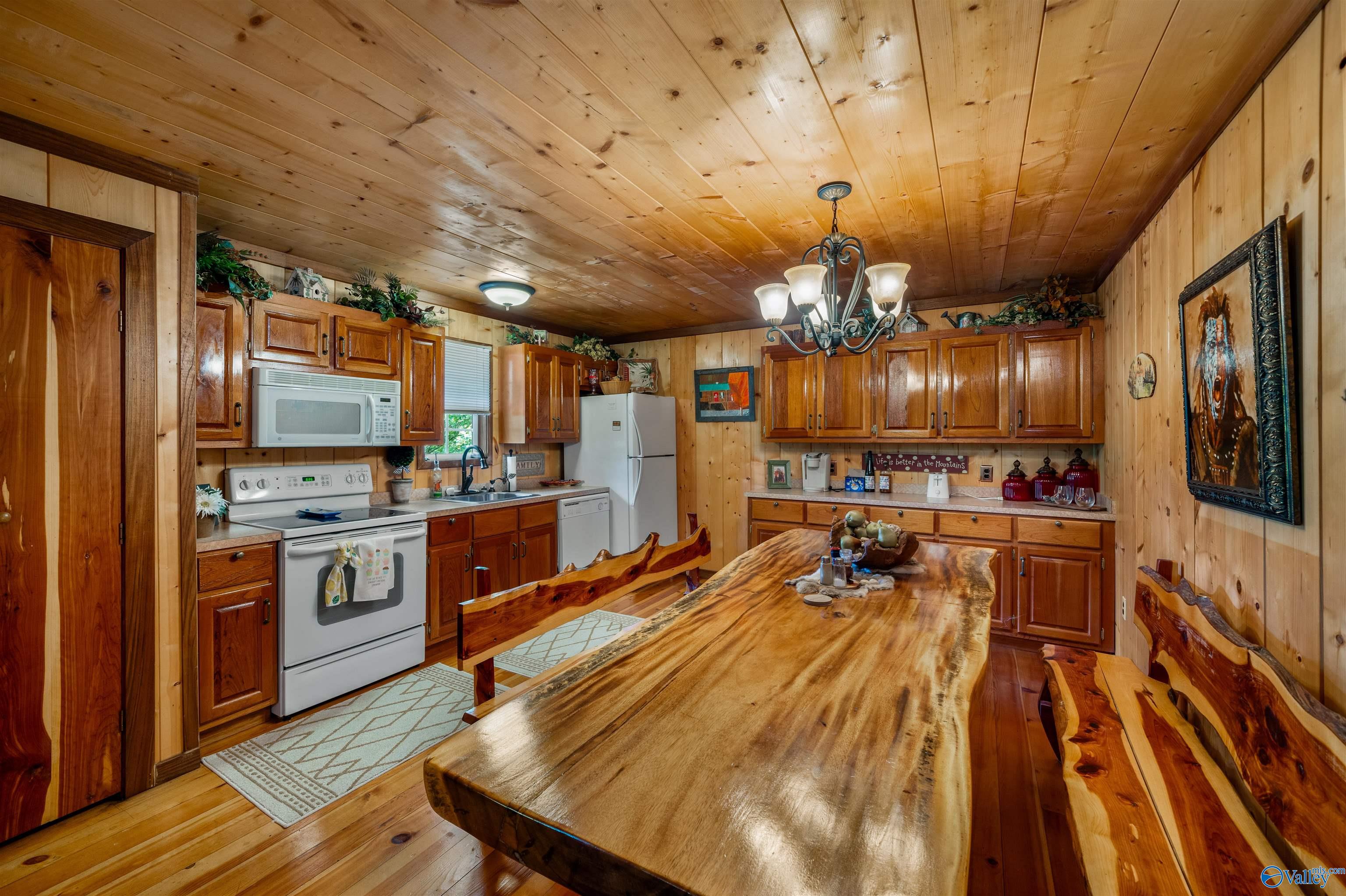 6665 County Road 275