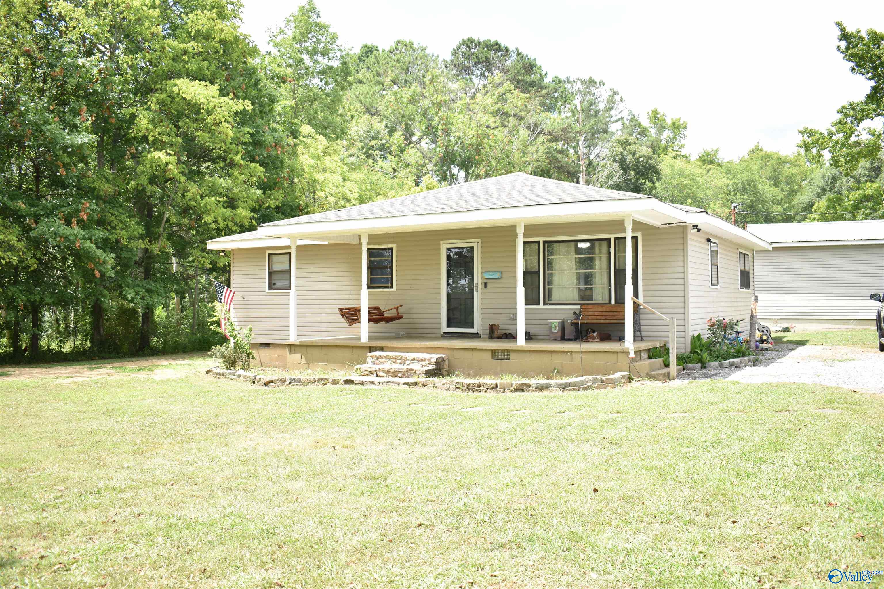 286 Lowery Road
