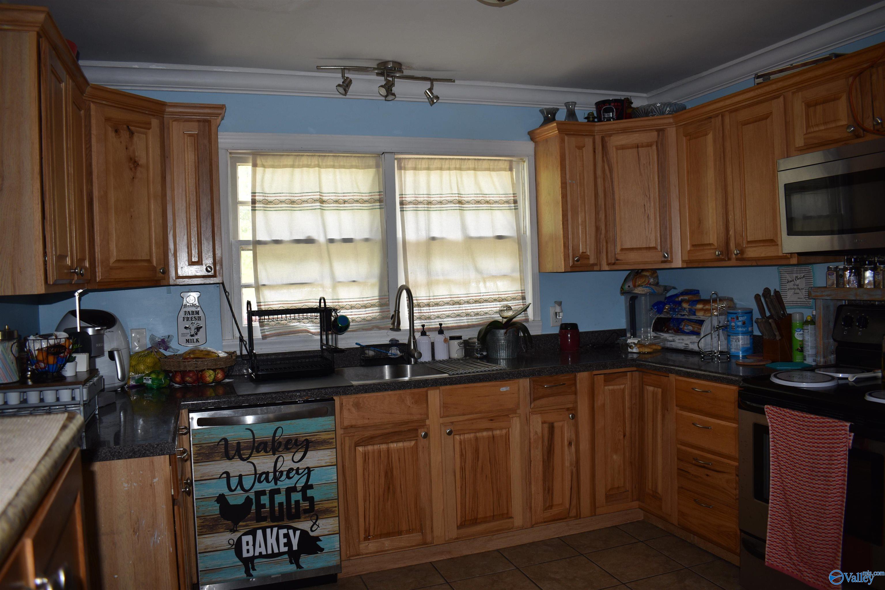286 Lowery Road
