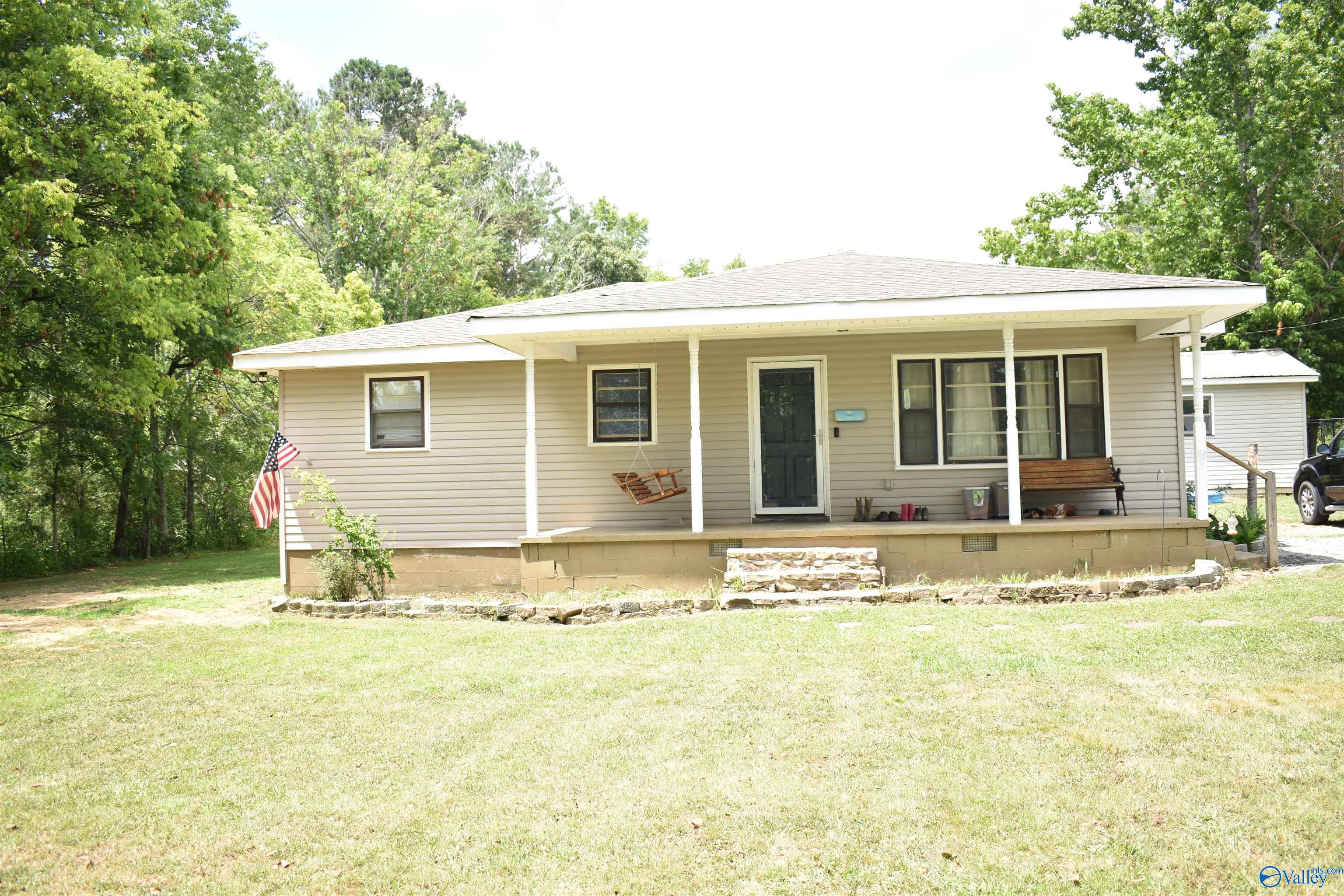 286 Lowery Road