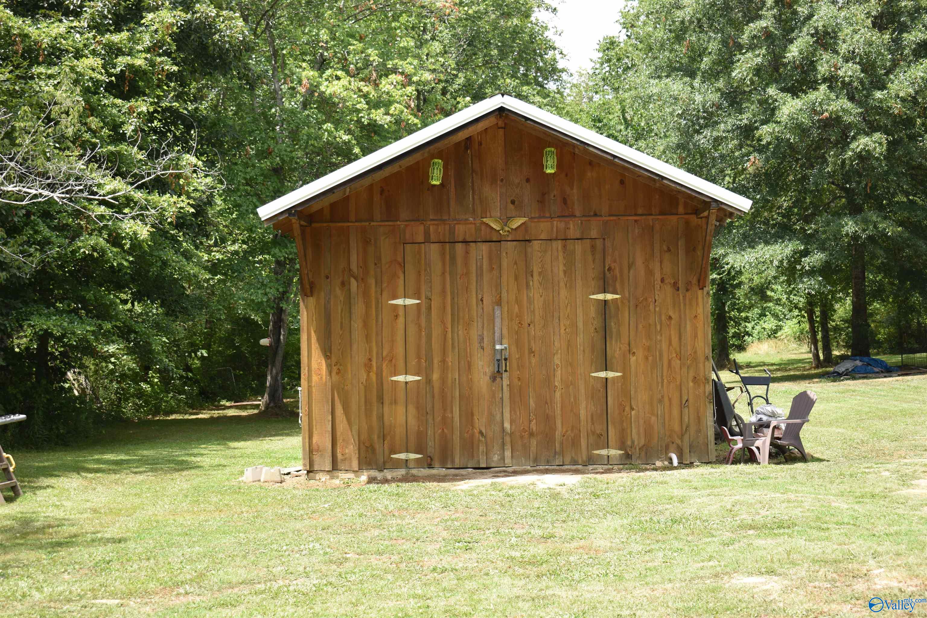 286 Lowery Road