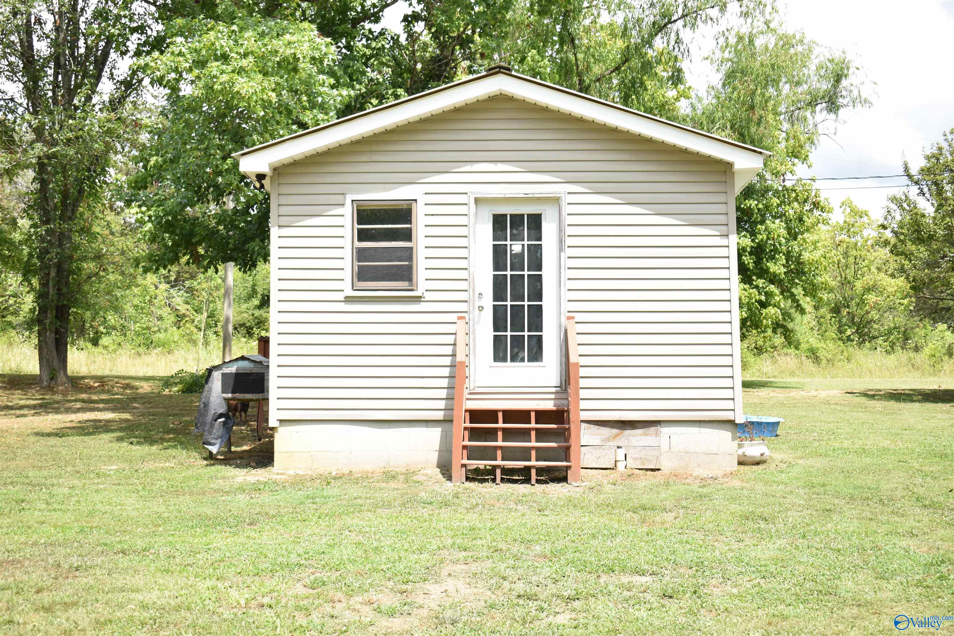 286 Lowery Road