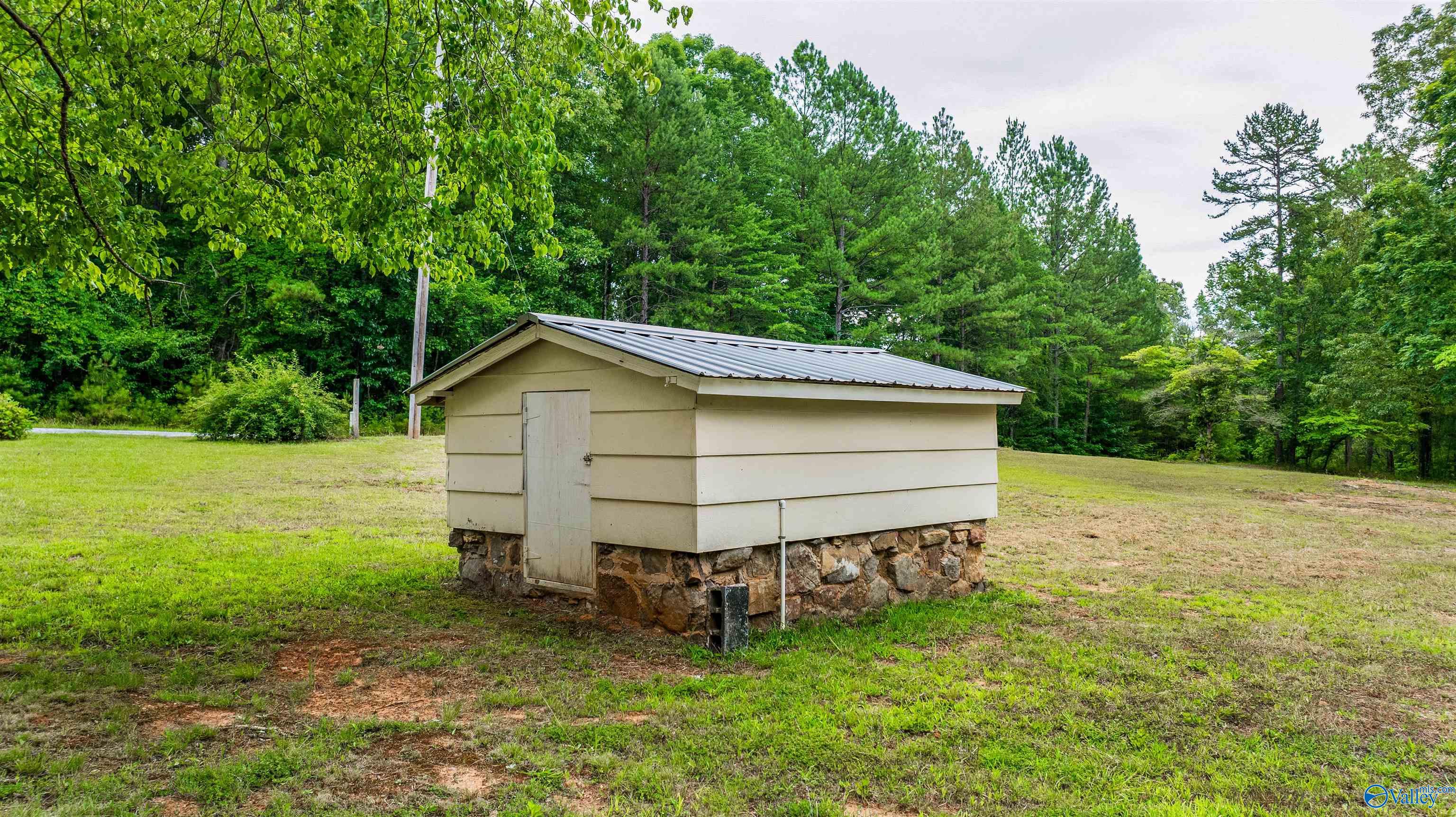 840 County Road 810