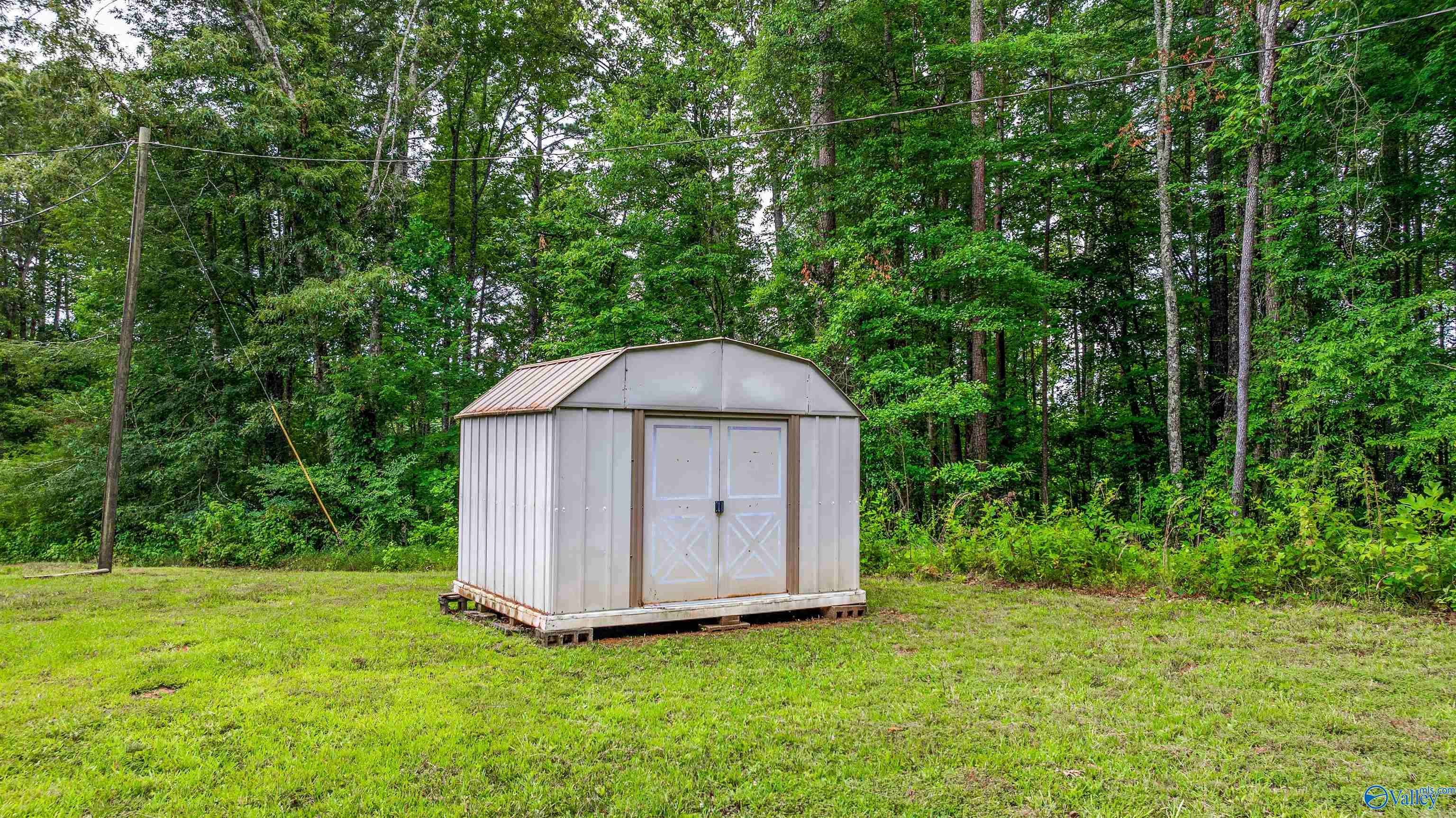 840 County Road 810