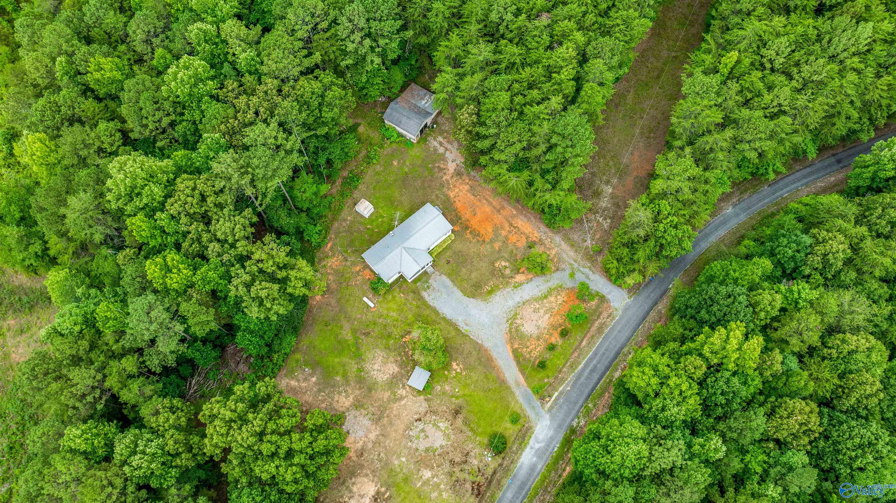 840 County Road 810